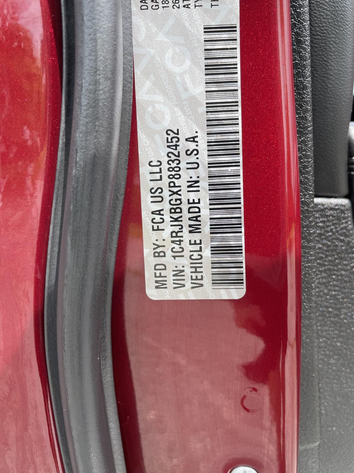 Vehicle photo 36