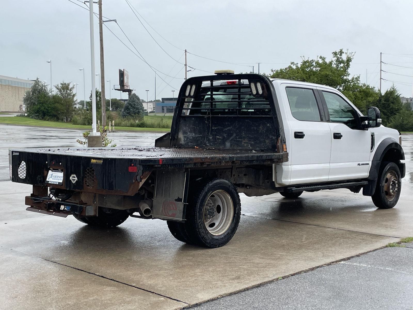 Vehicle photo 7