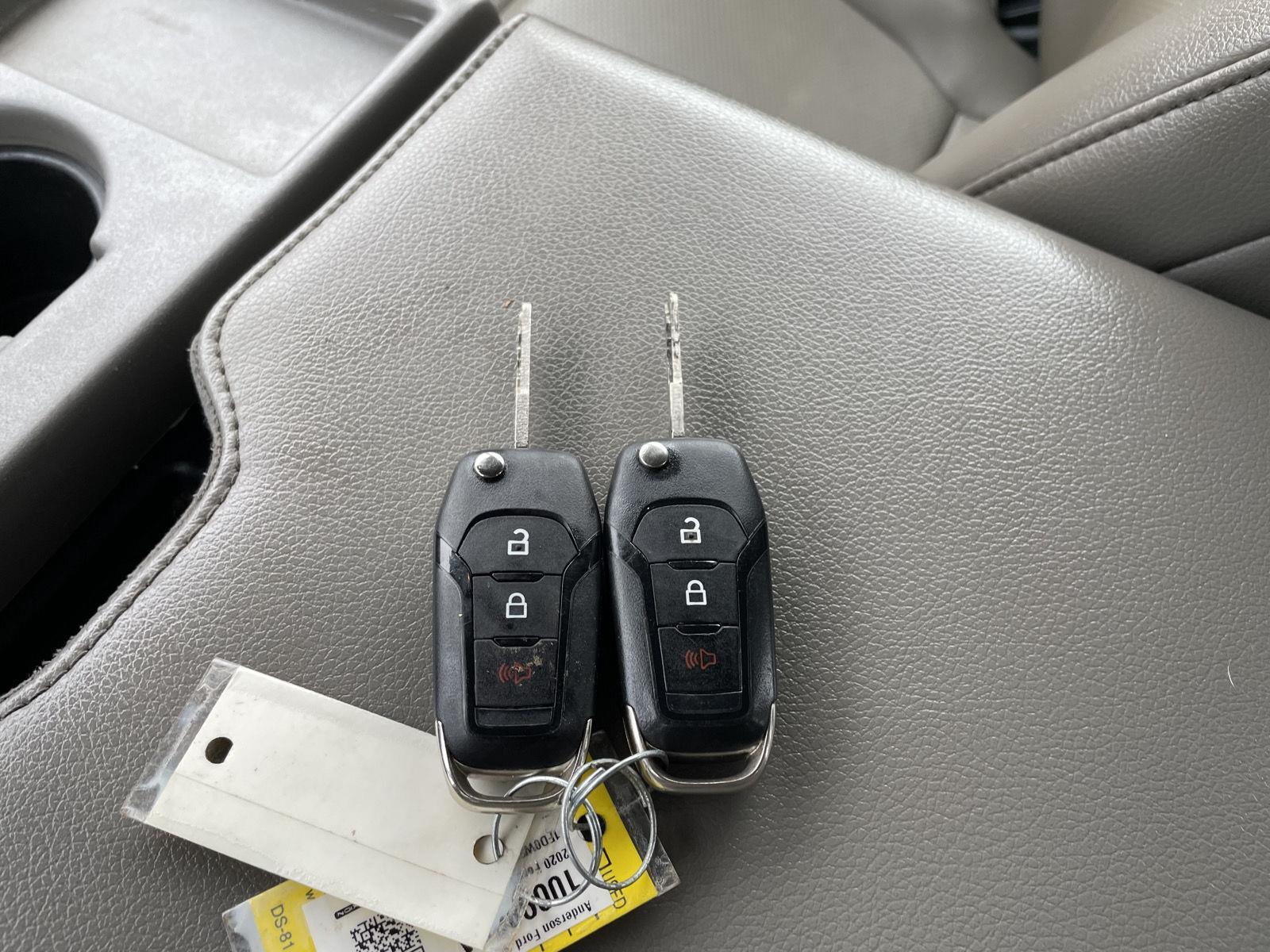 Vehicle photo 37