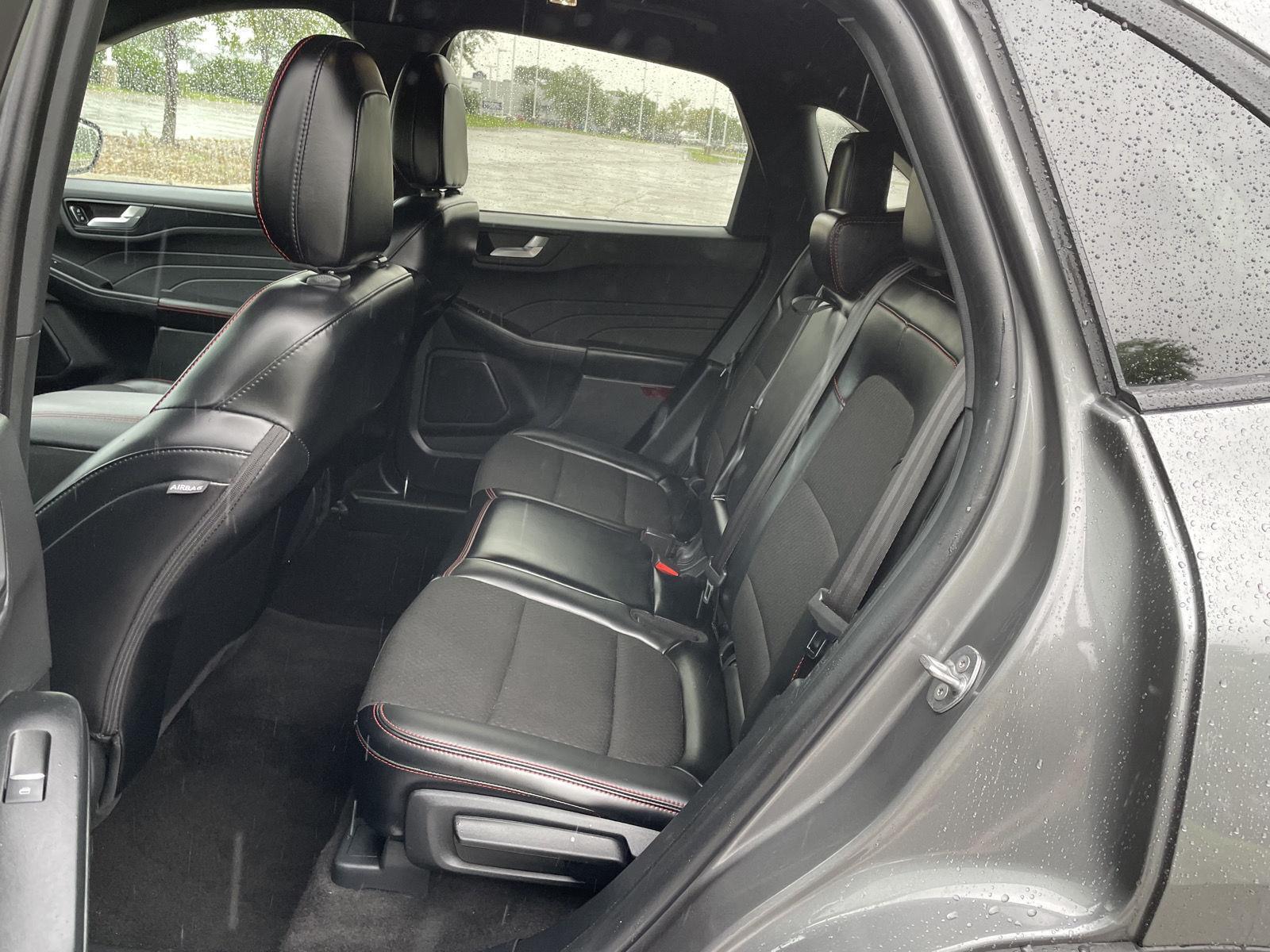 Vehicle photo 20