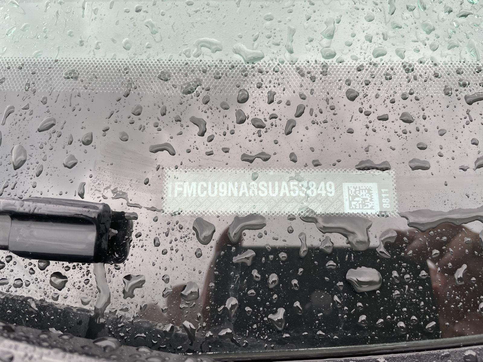 Vehicle photo 33
