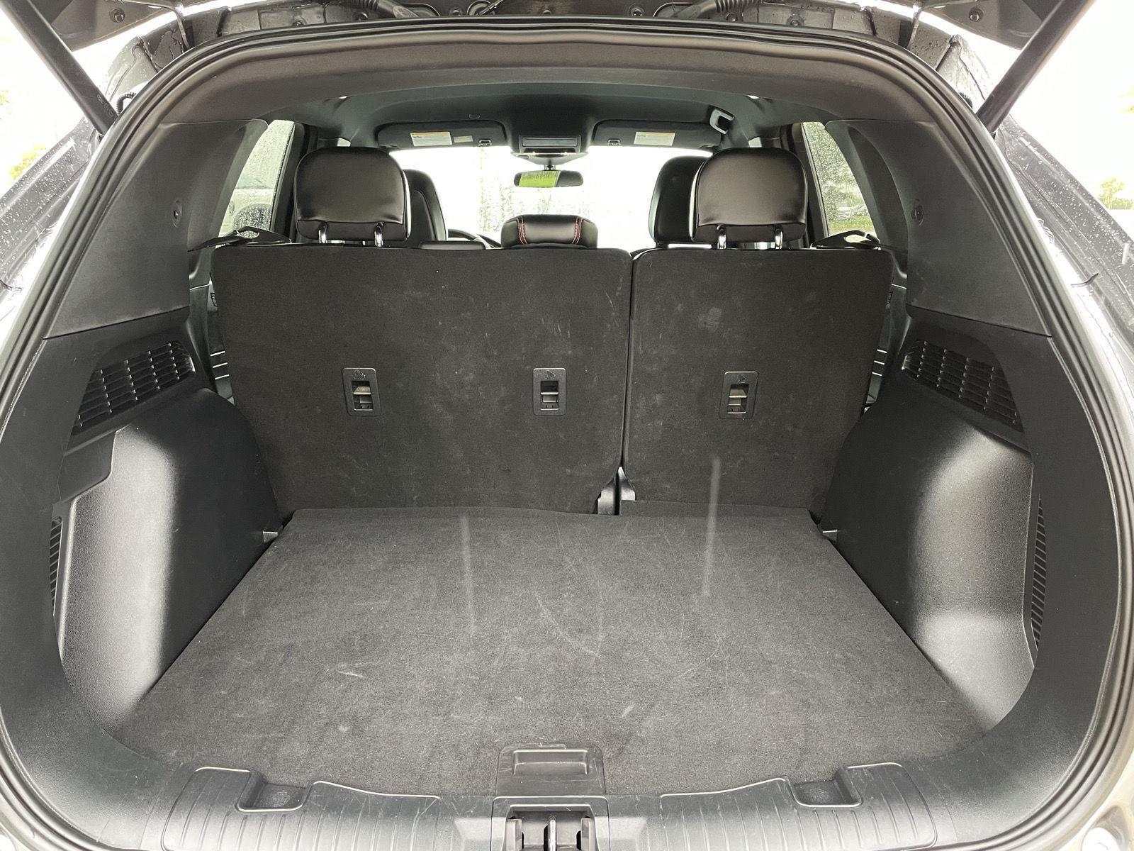 Vehicle photo 35