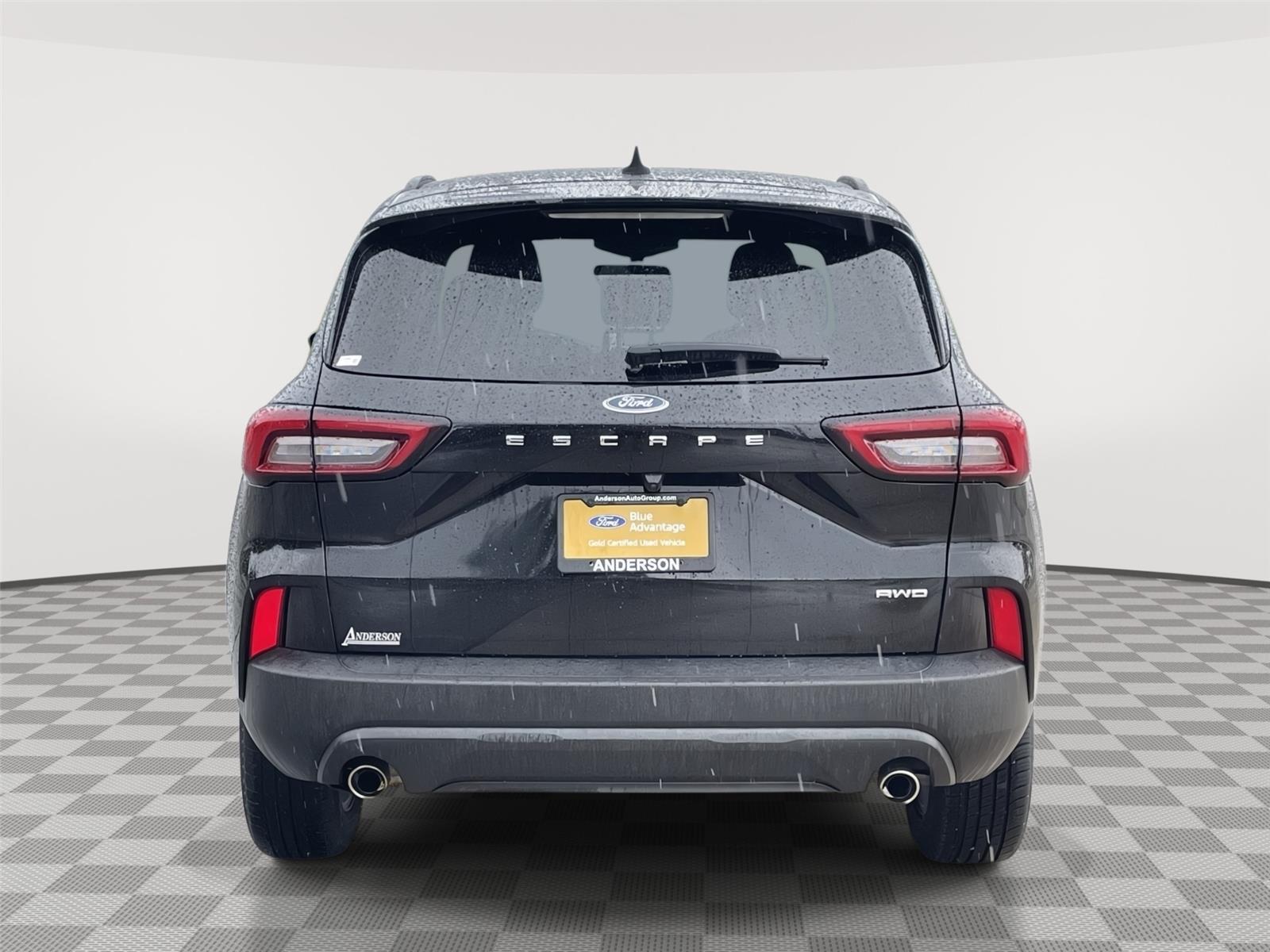 Vehicle photo 8