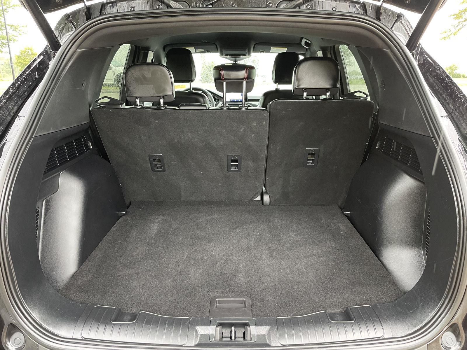 Vehicle photo 35