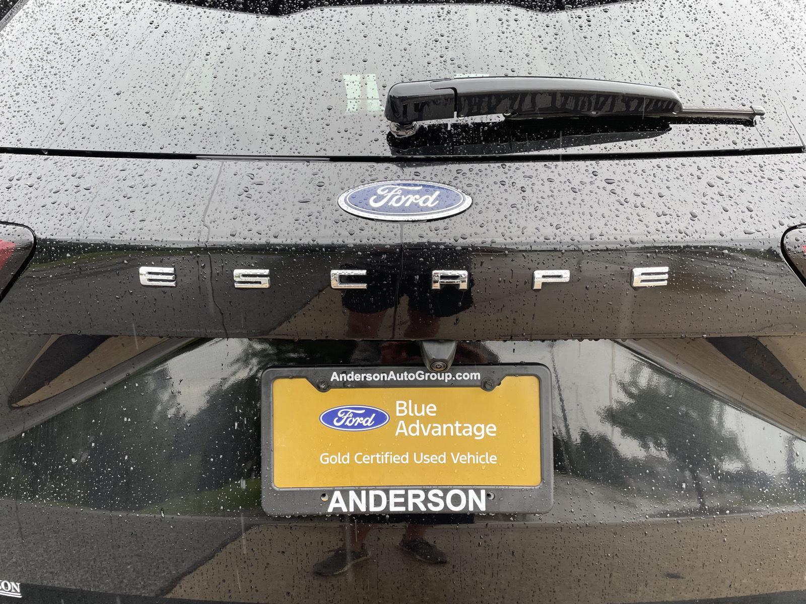 Vehicle photo 37
