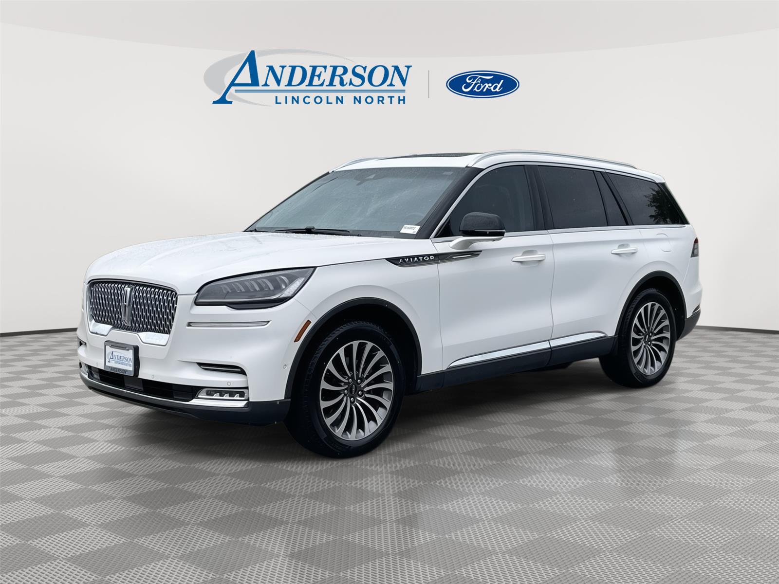 Pristine White Tri-Coat 2020 Lincoln Aviator SUV / Crossover All-Wheel Drive Automatic