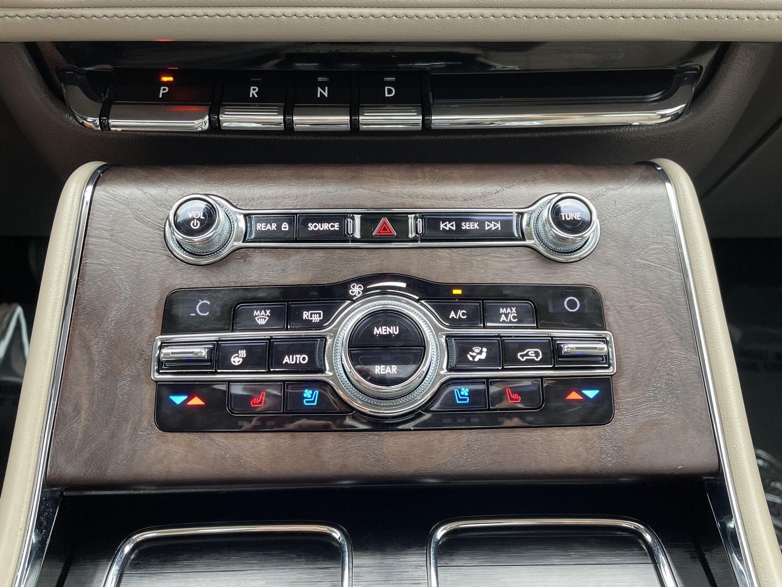 Vehicle photo 31