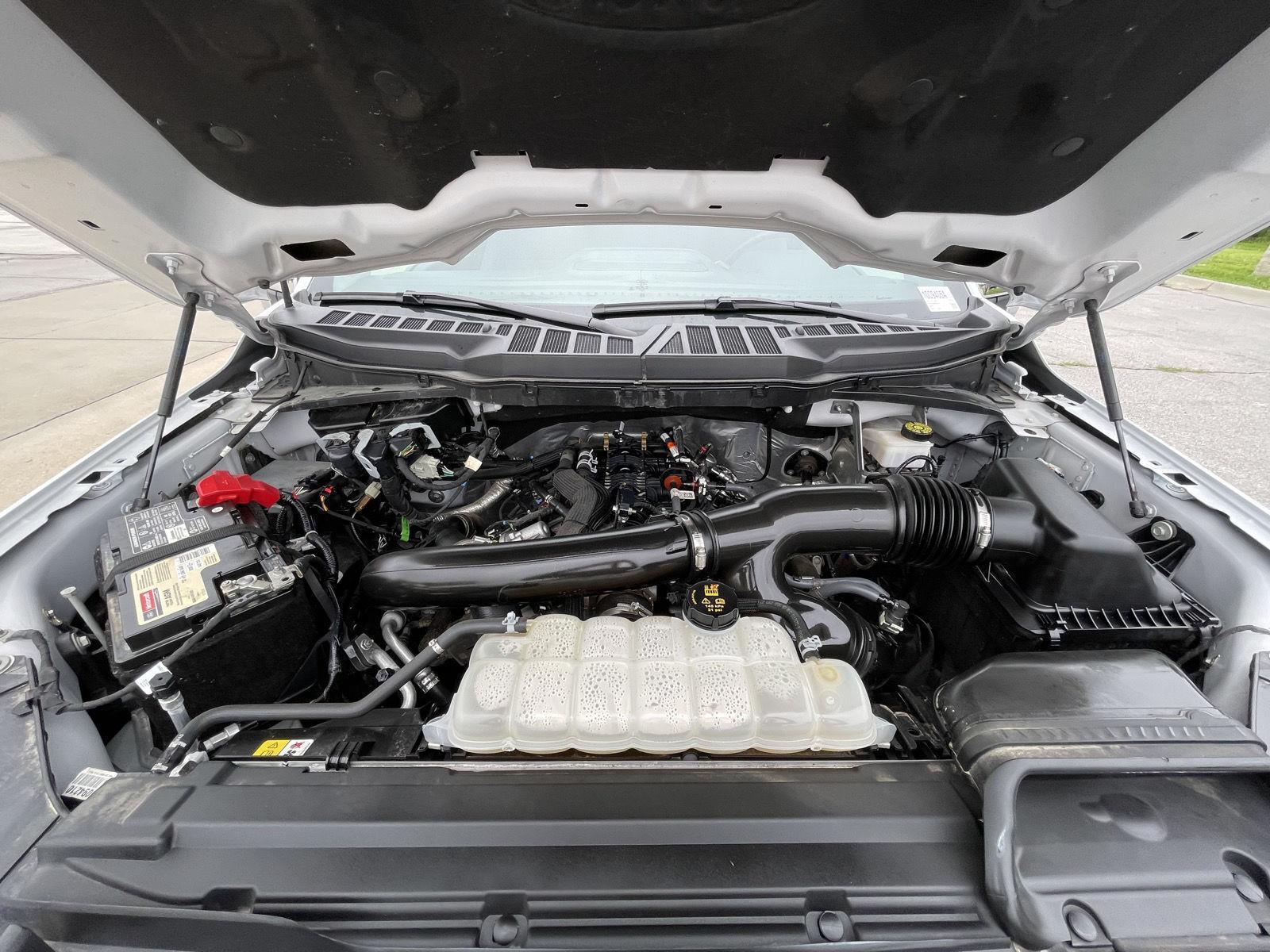 Vehicle photo 38