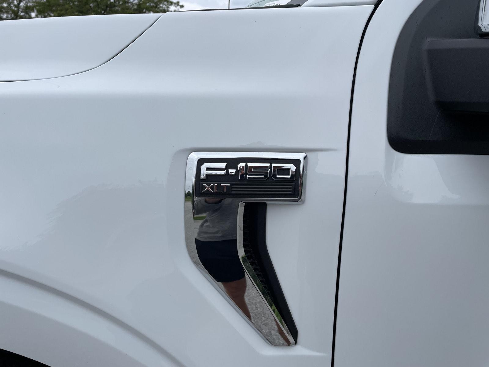 Vehicle photo 41