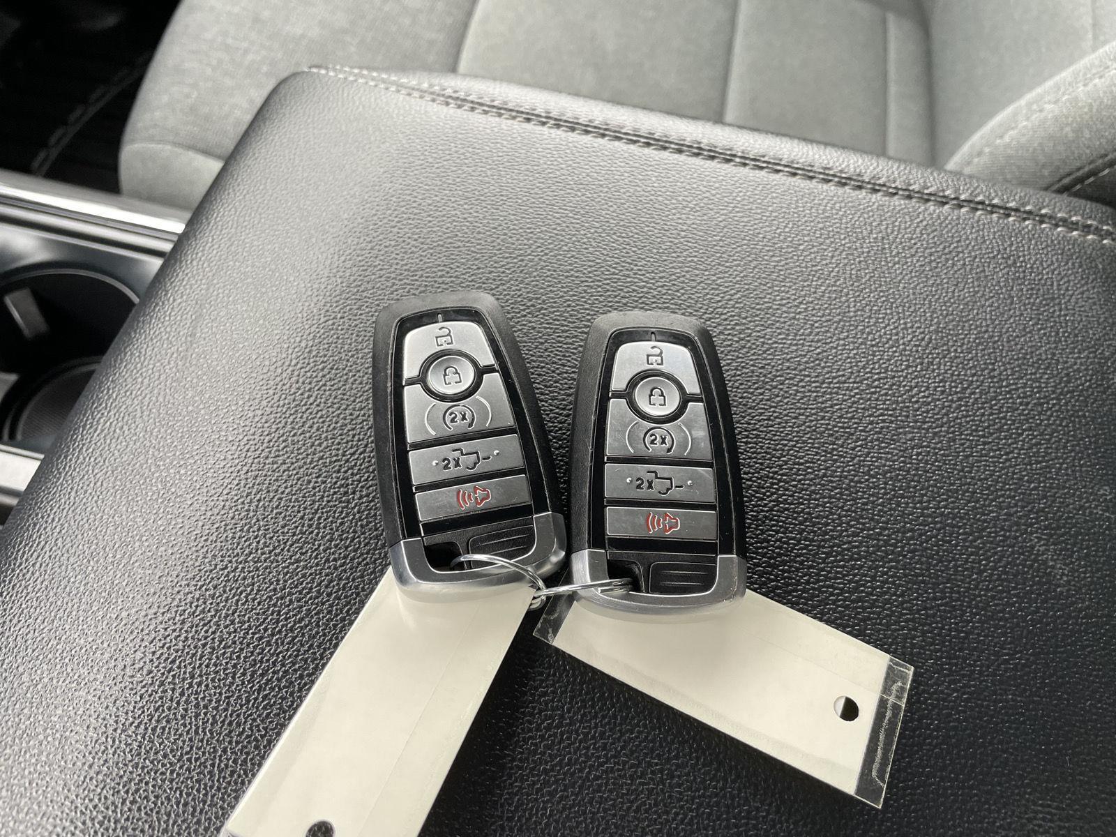 Vehicle photo 42