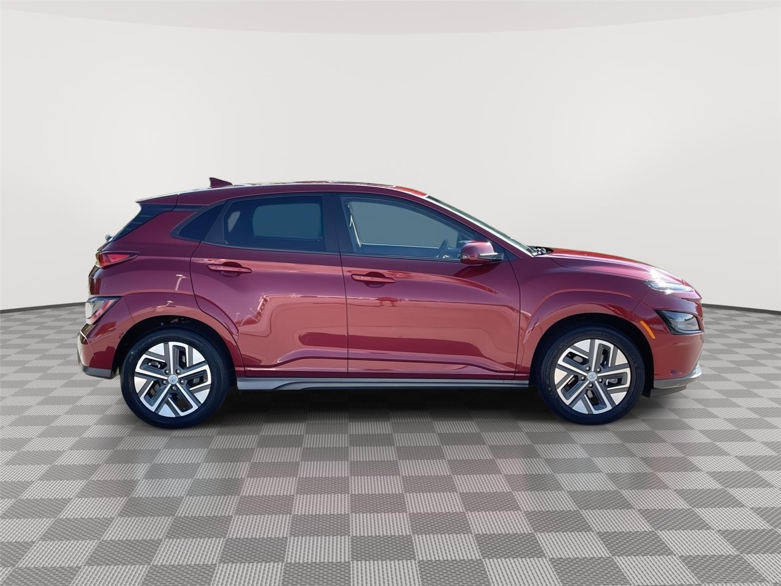 Vehicle photo 6