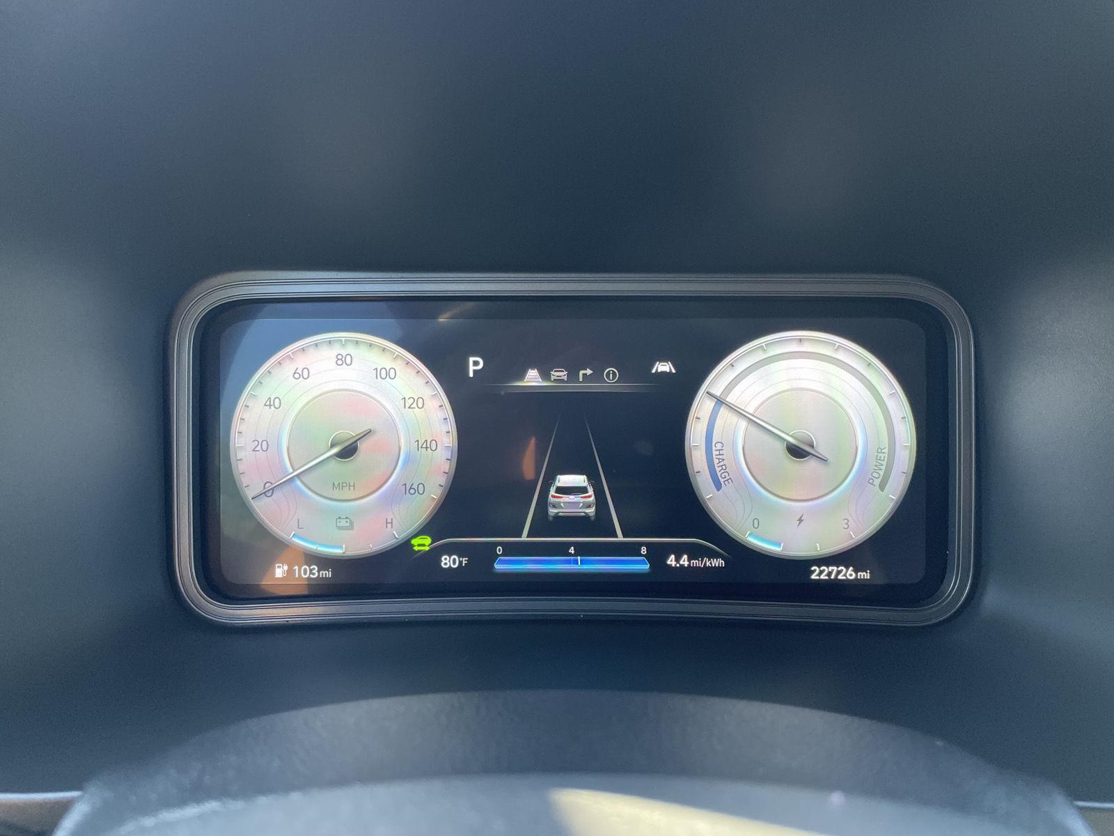 Vehicle photo 15