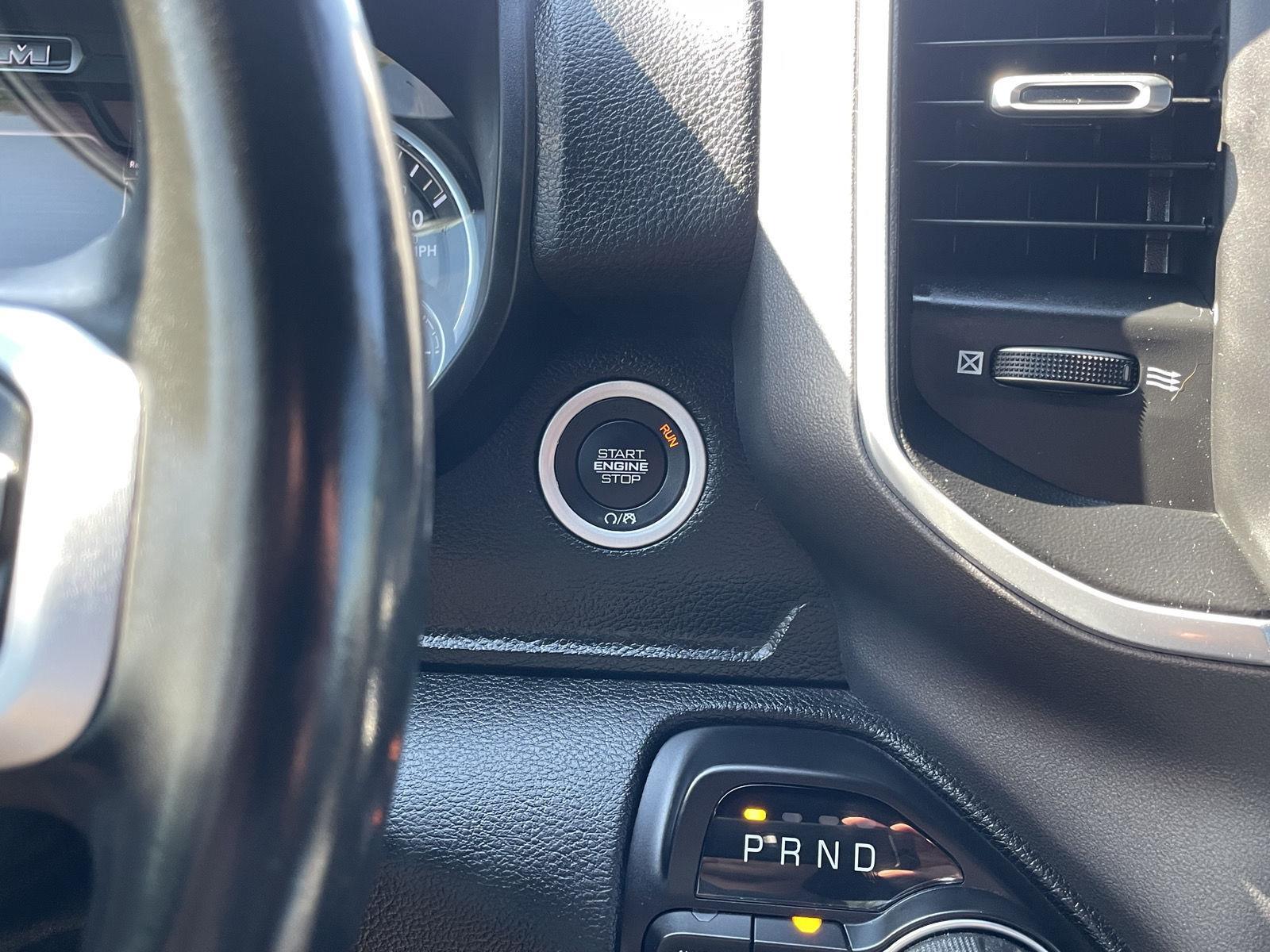 Vehicle photo 22