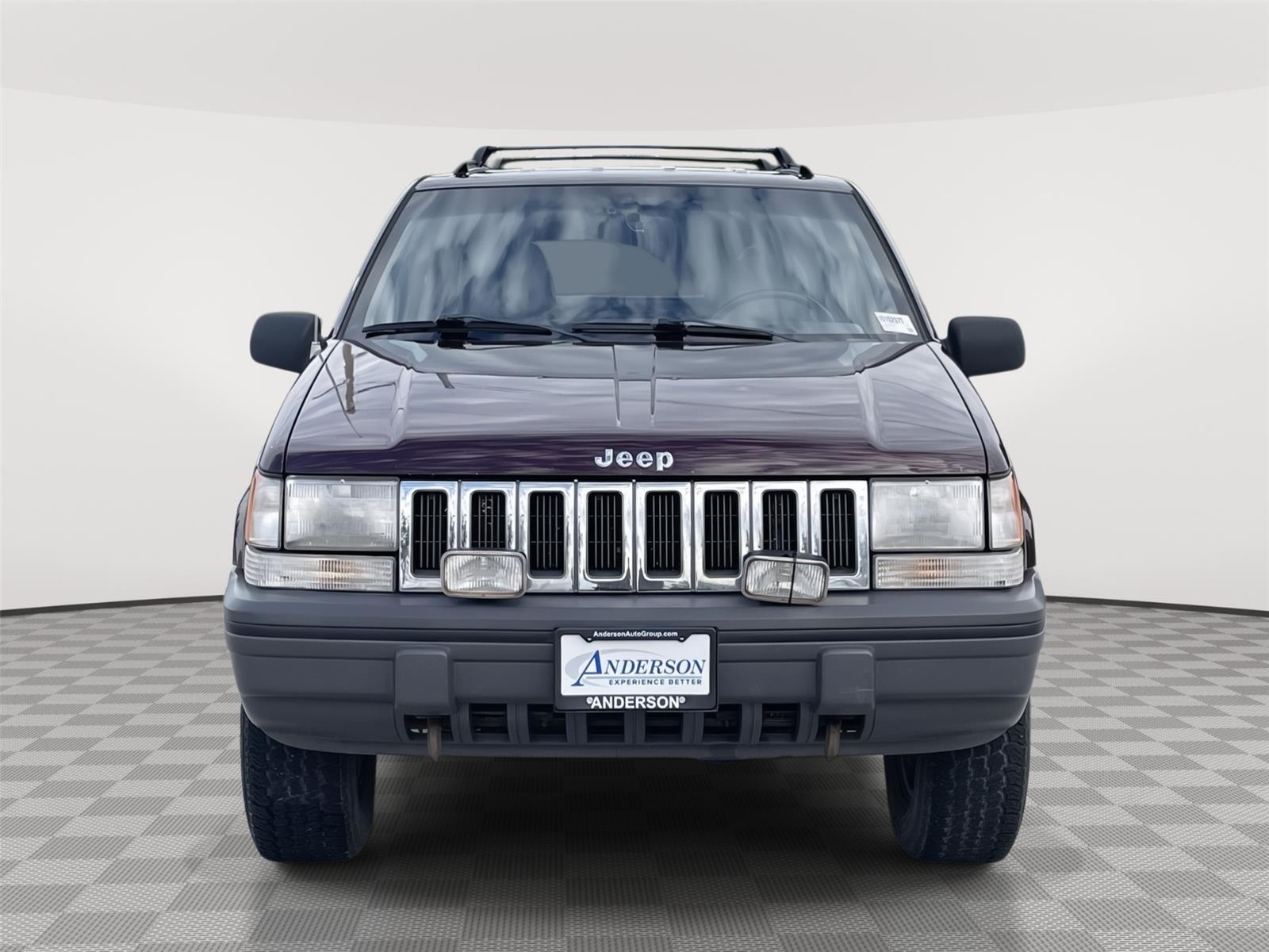 Vehicle photo 4