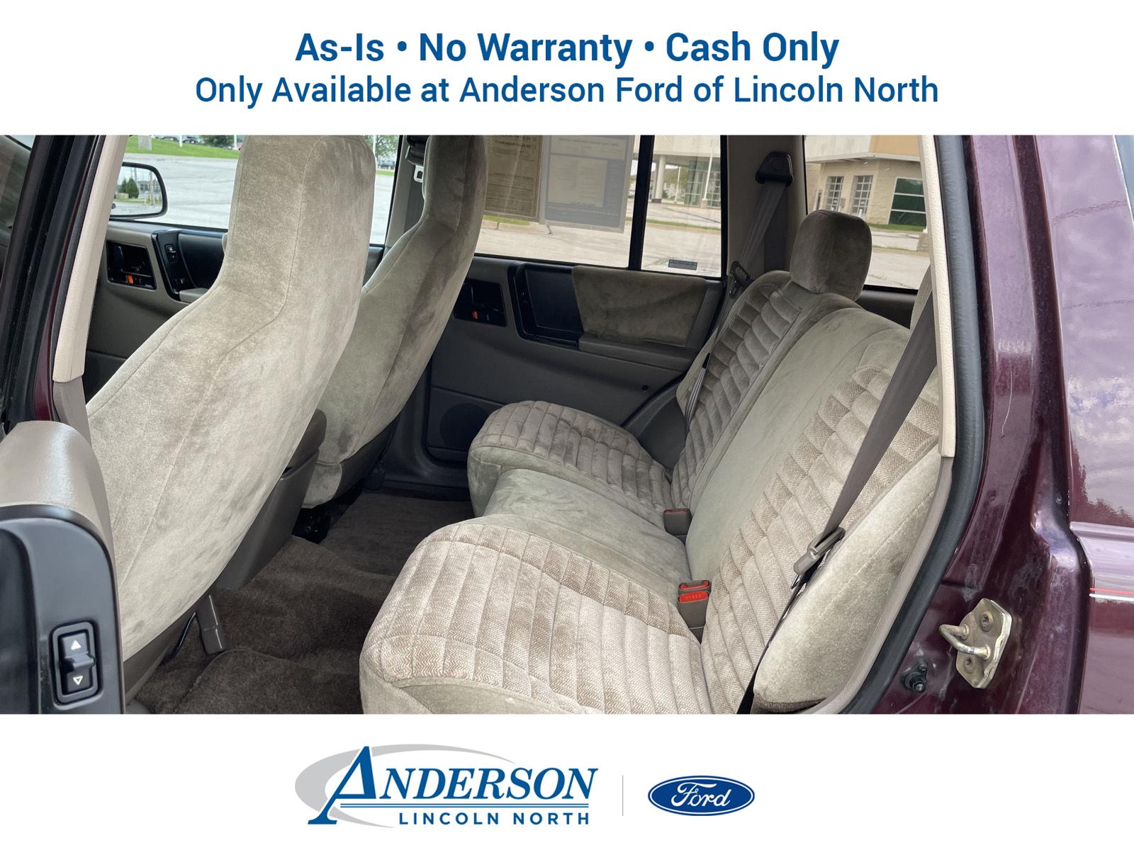 Vehicle photo 19