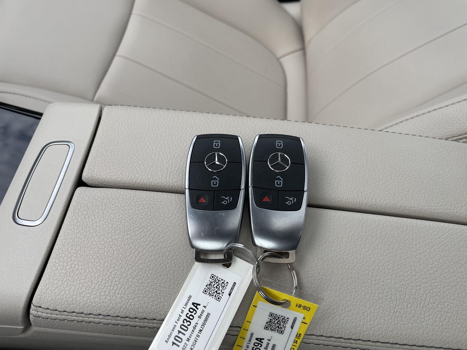 Vehicle photo 37