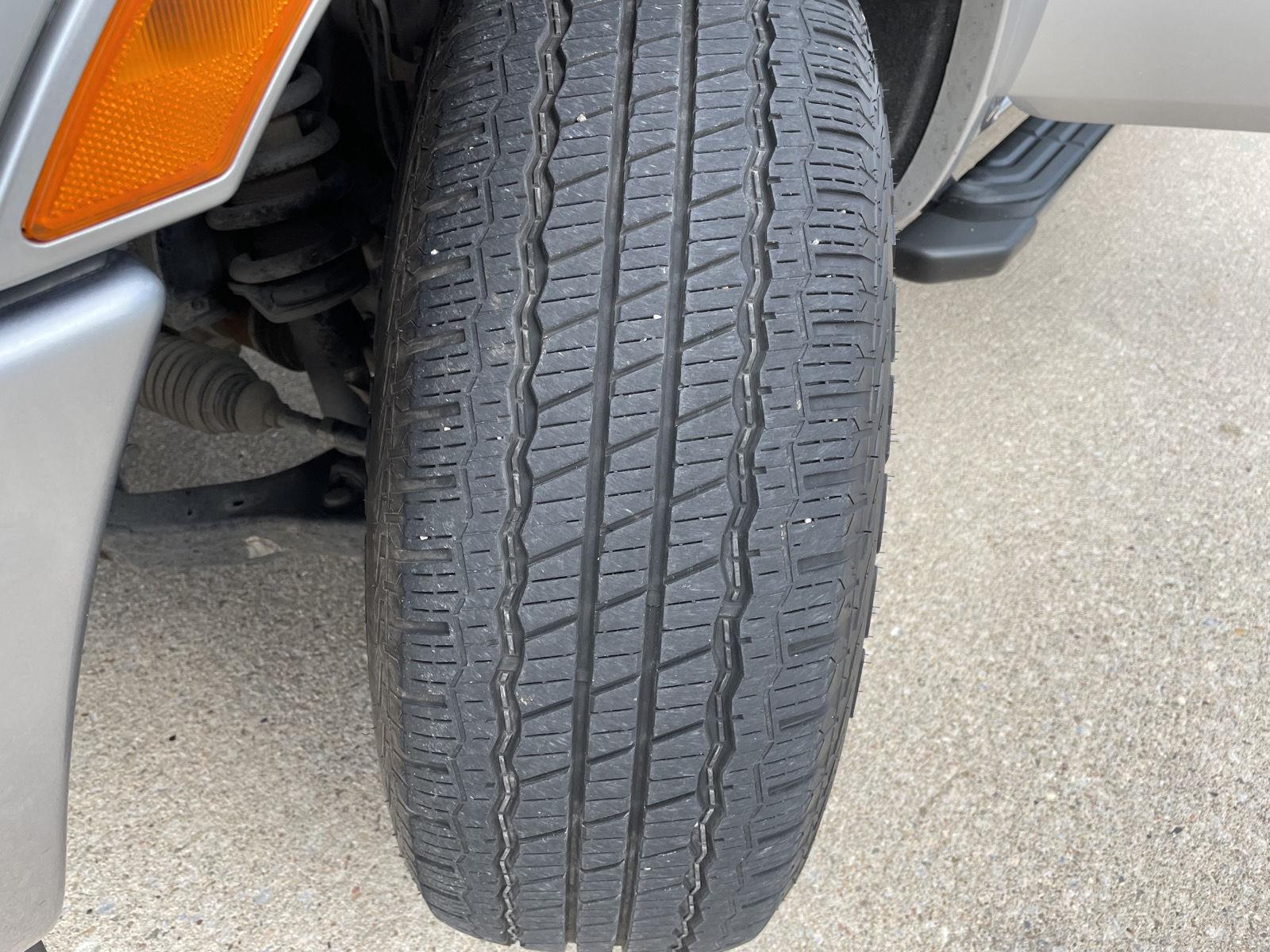 Vehicle photo 11