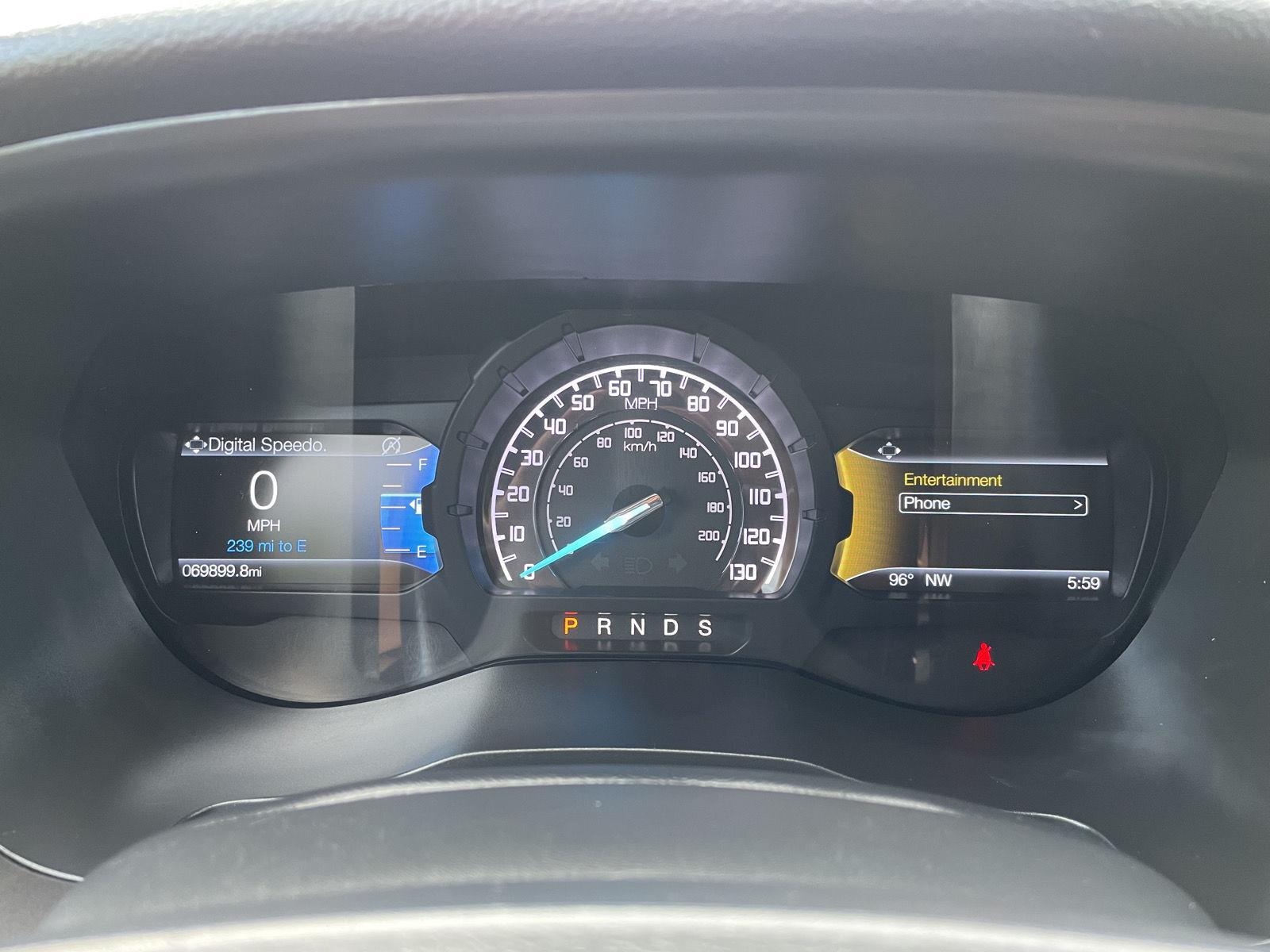 Vehicle photo 15