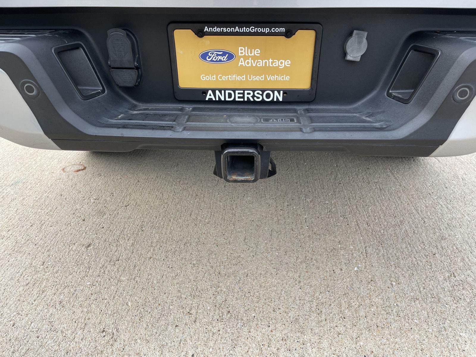 Vehicle photo 35