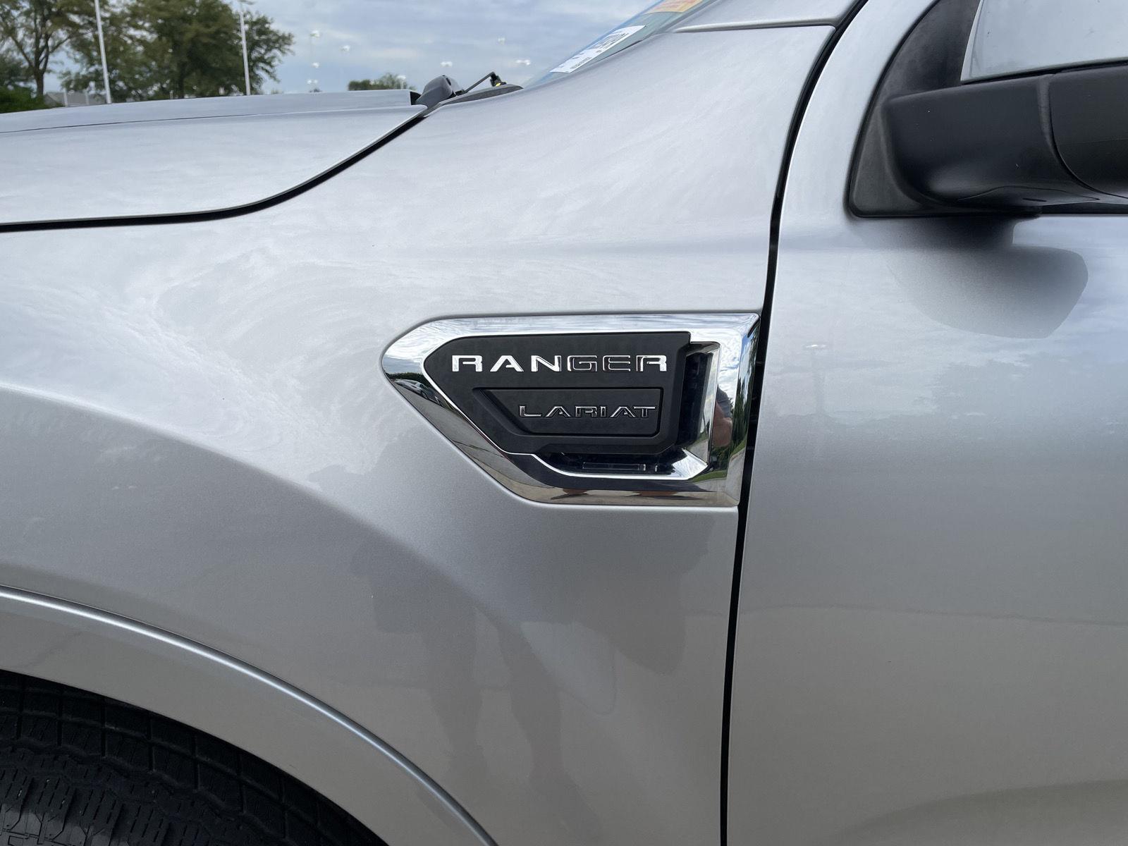 Vehicle photo 36