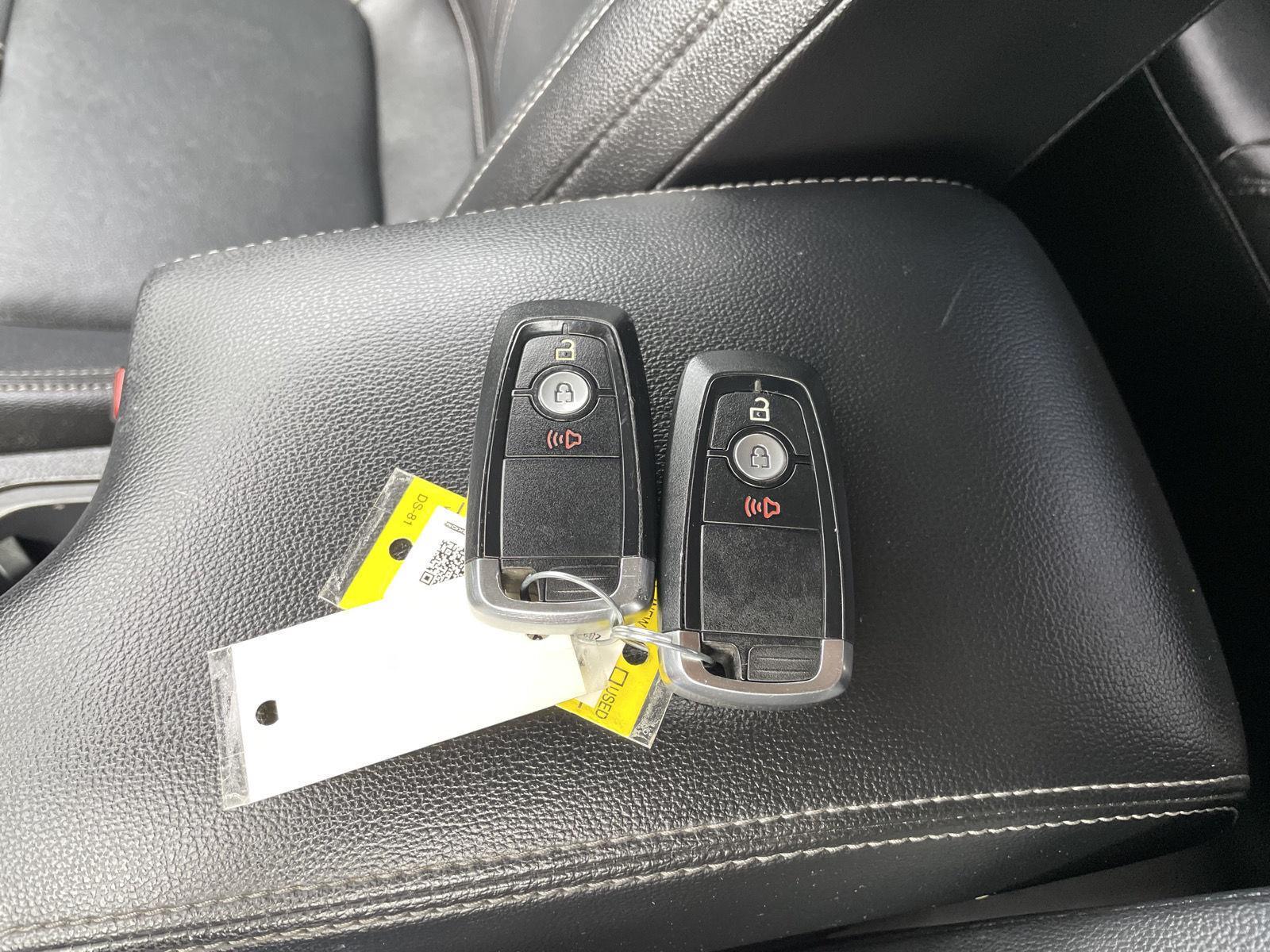 Vehicle photo 37