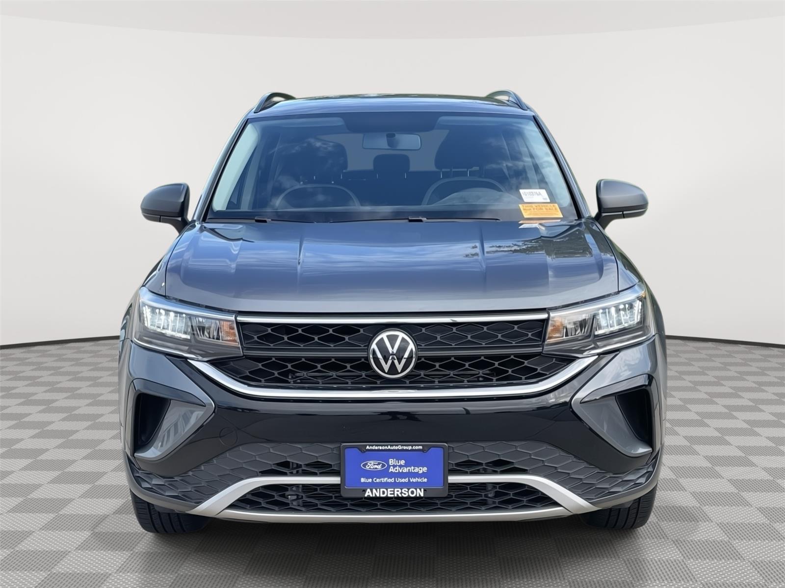 Vehicle photo 4