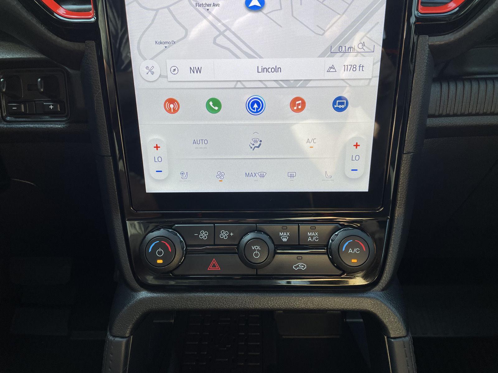 Vehicle photo 27