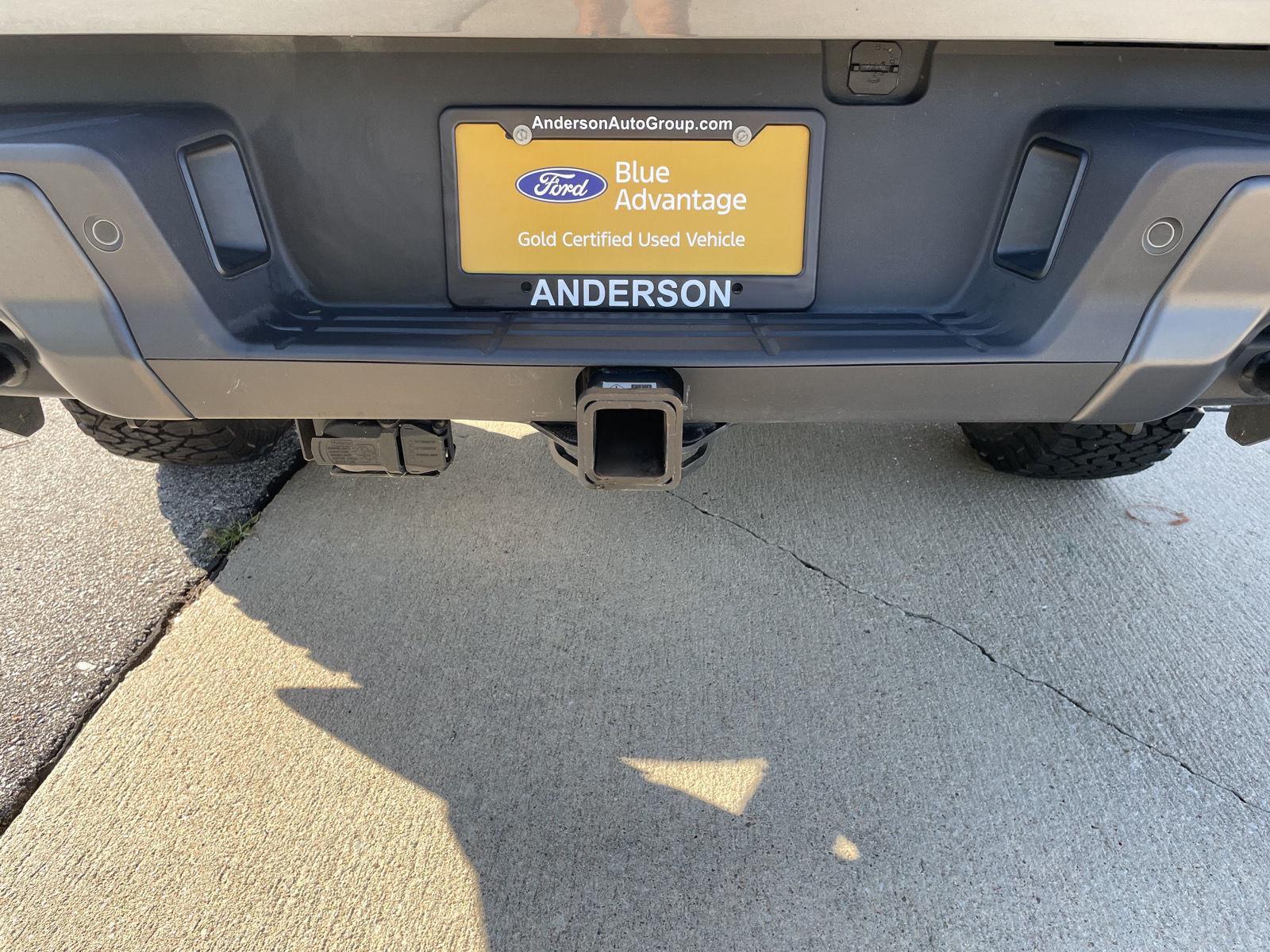 Vehicle photo 37