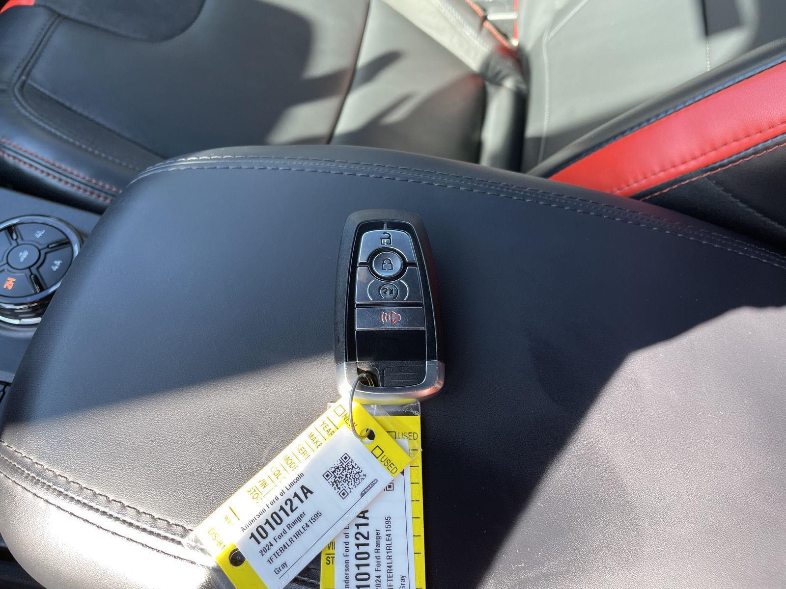 Vehicle photo 39
