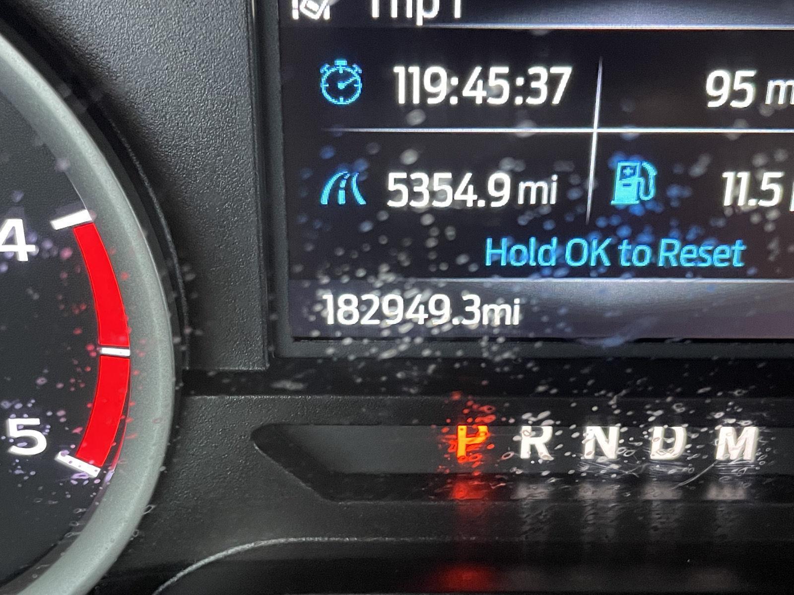 Vehicle photo 3