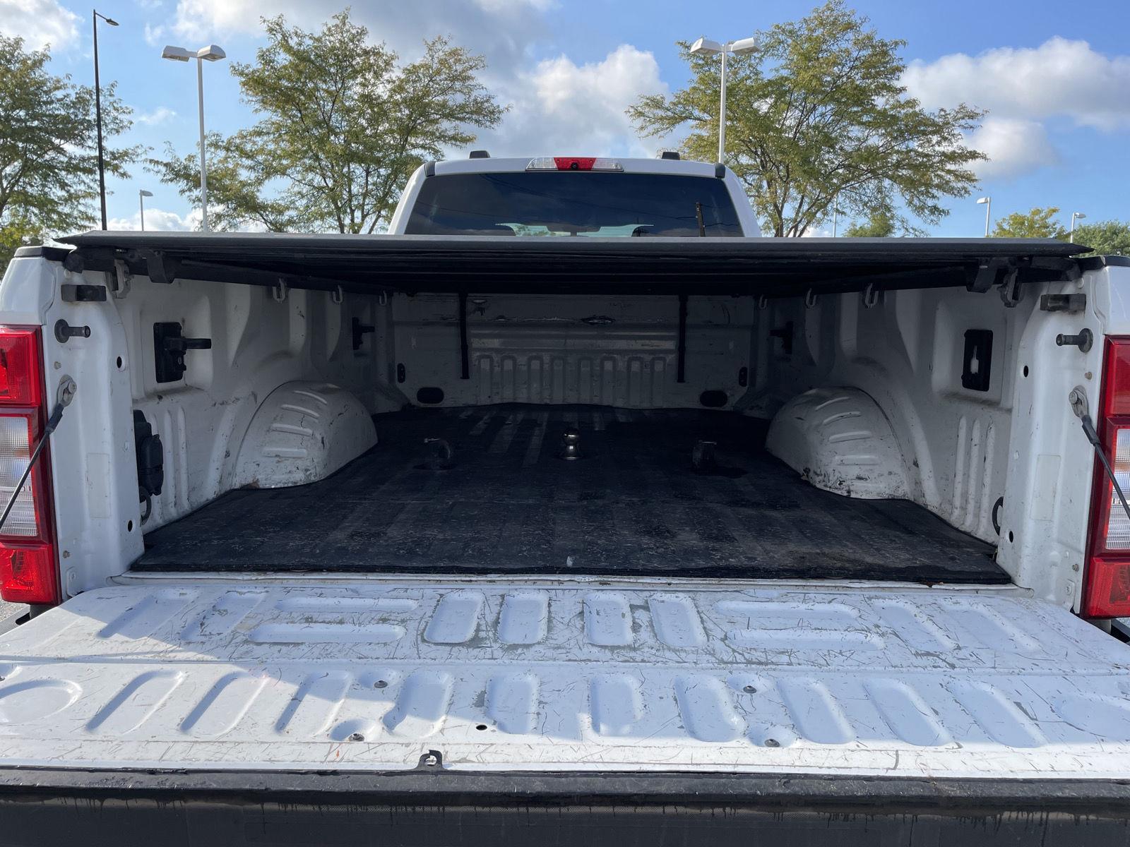 Vehicle photo 36