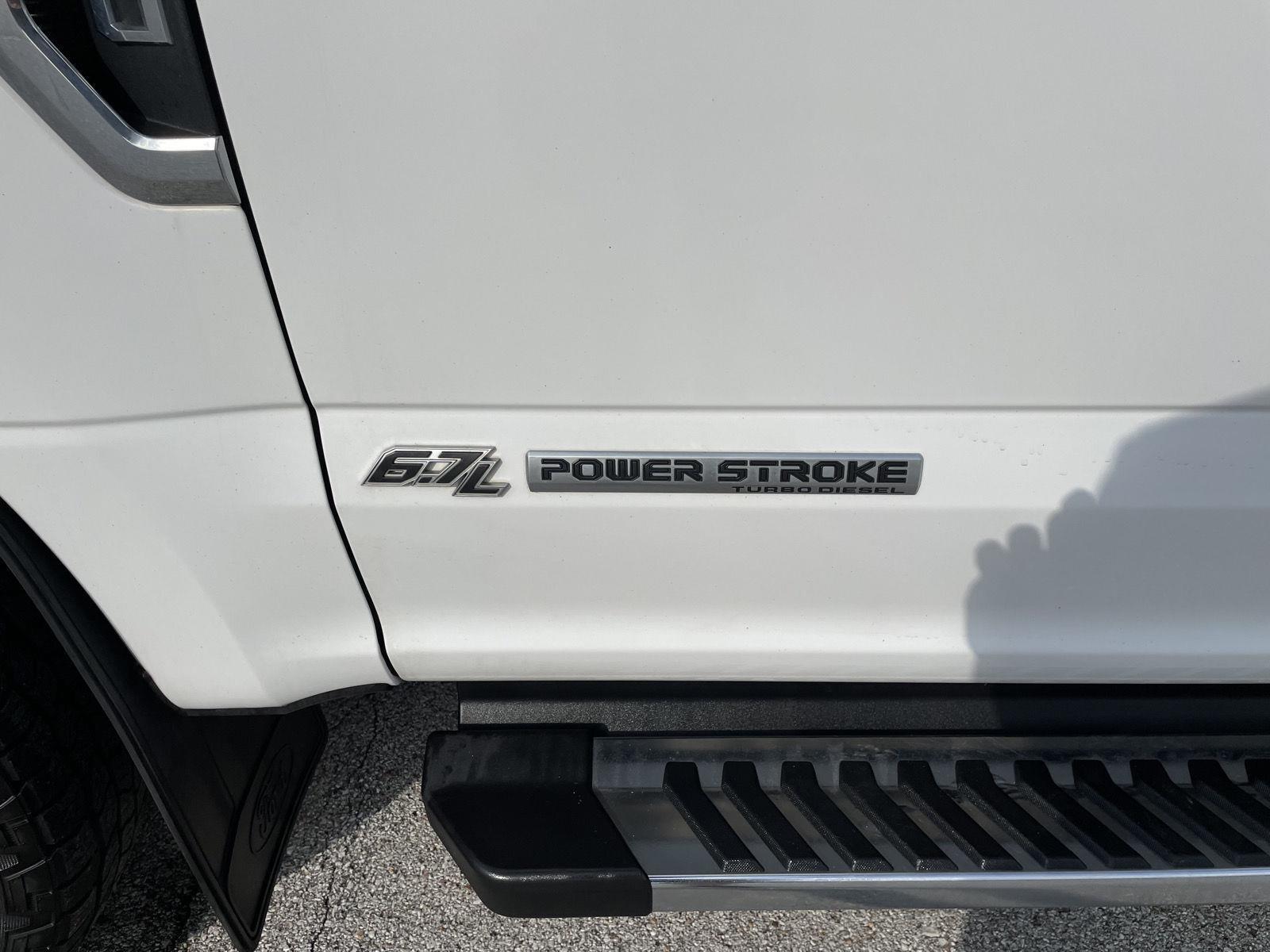 Vehicle photo 39