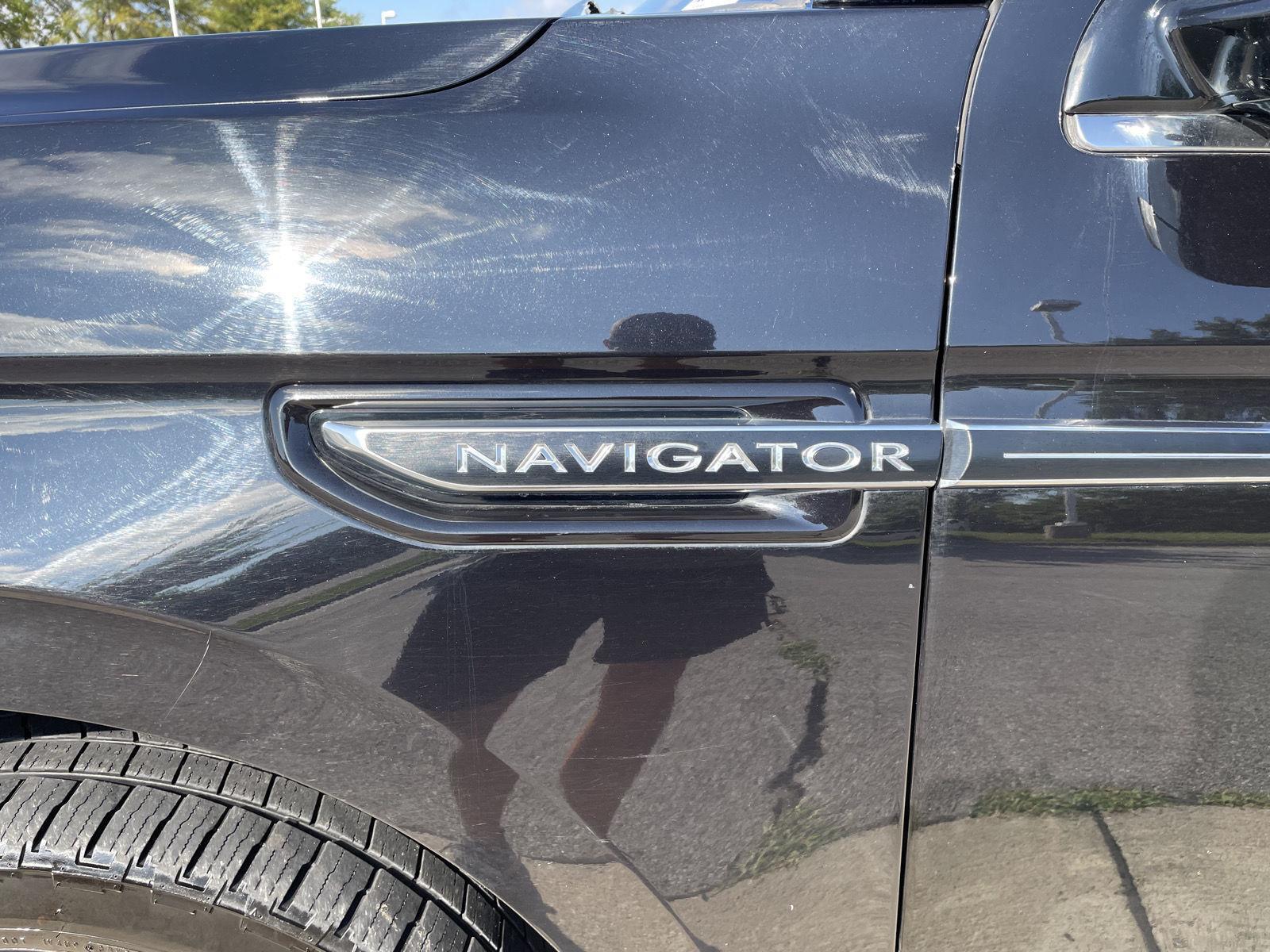 Vehicle photo 48