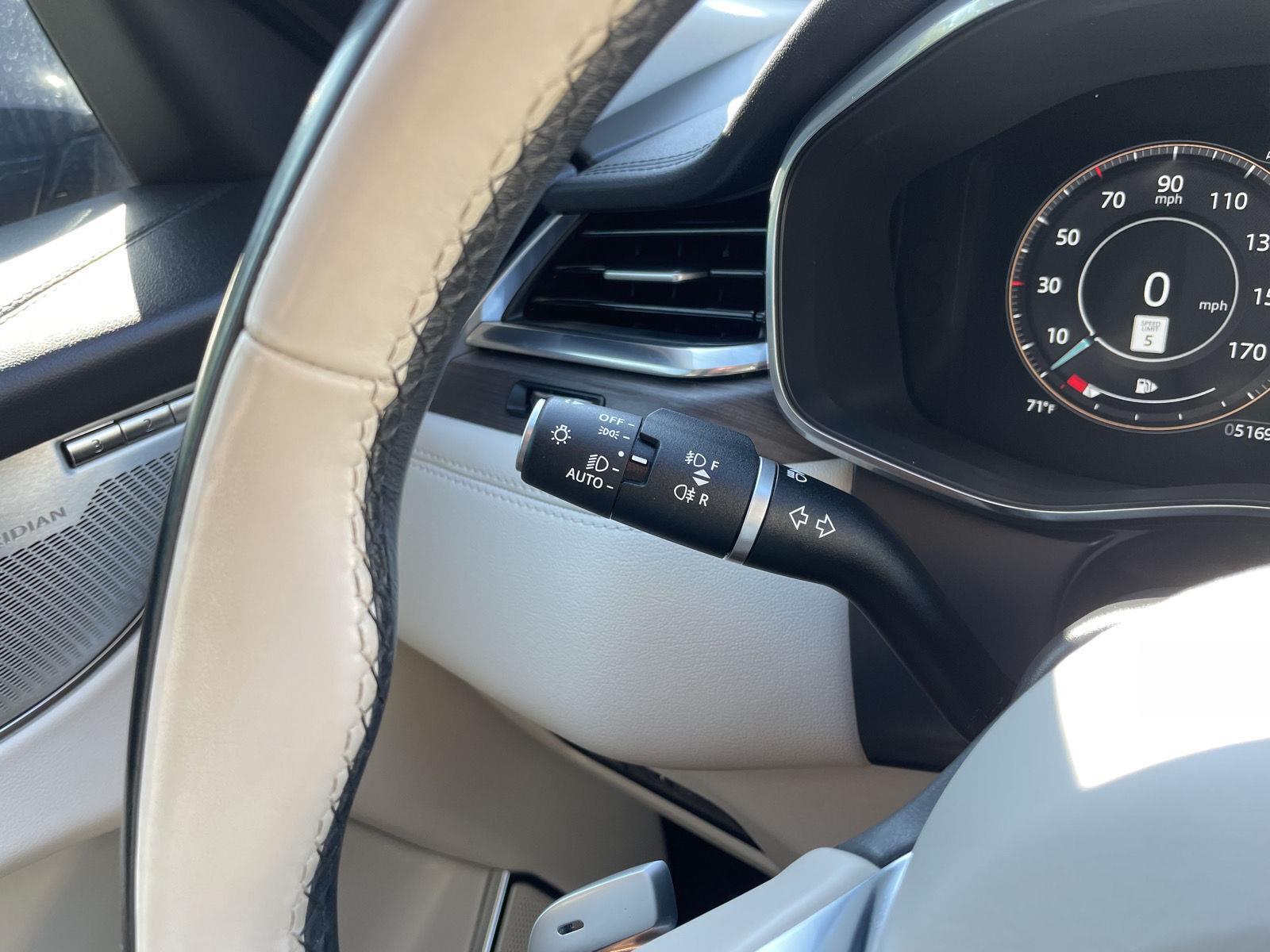 Vehicle photo 16