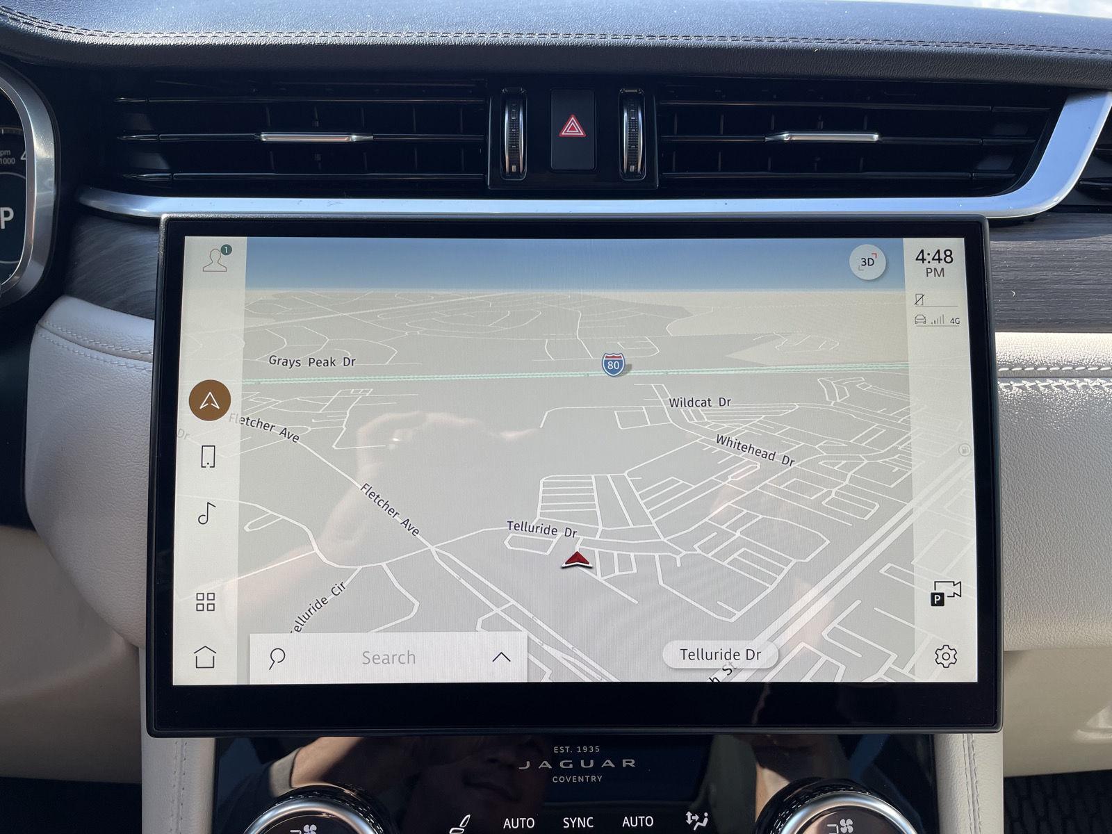 Vehicle photo 25