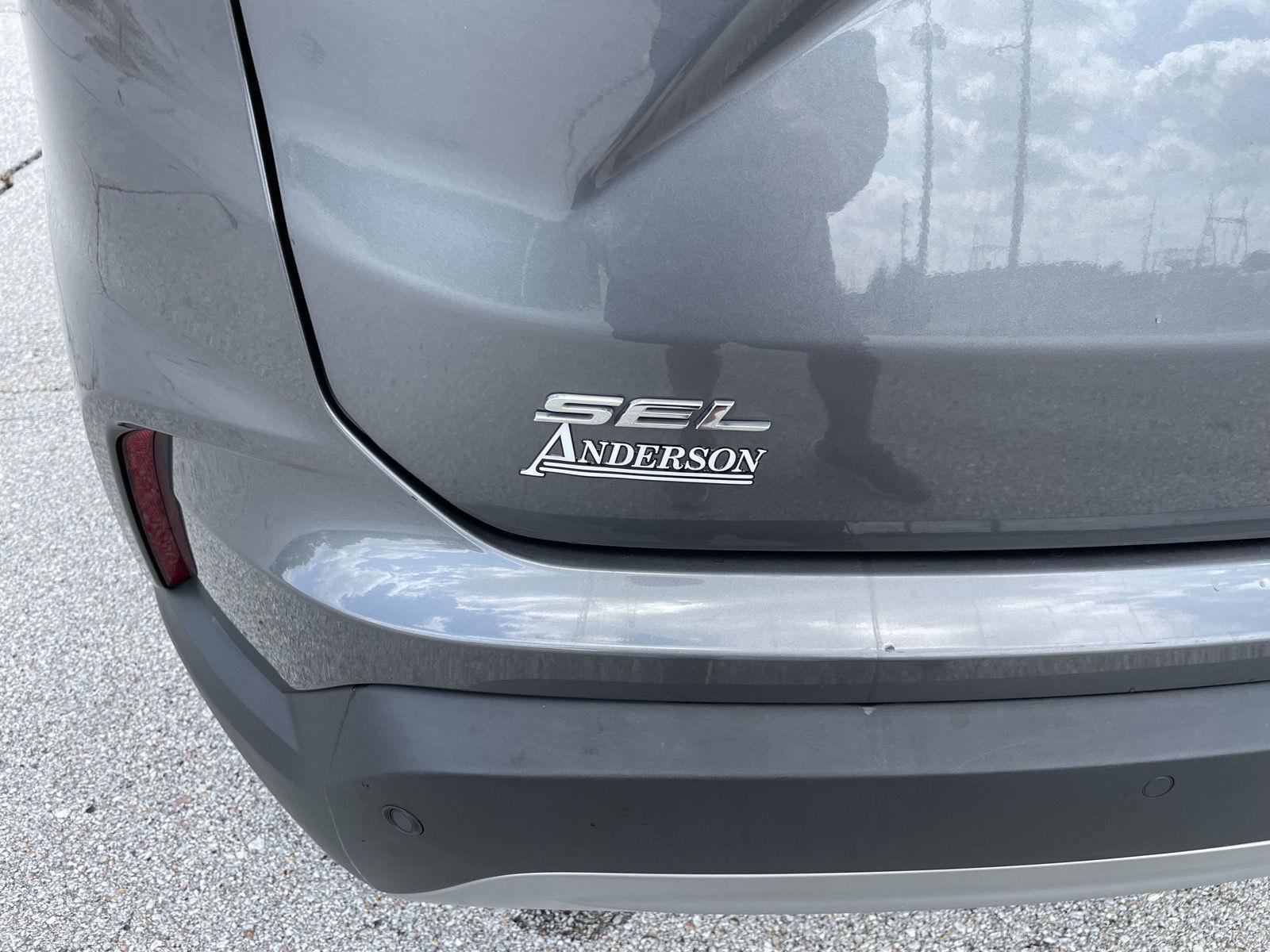 Vehicle photo 36