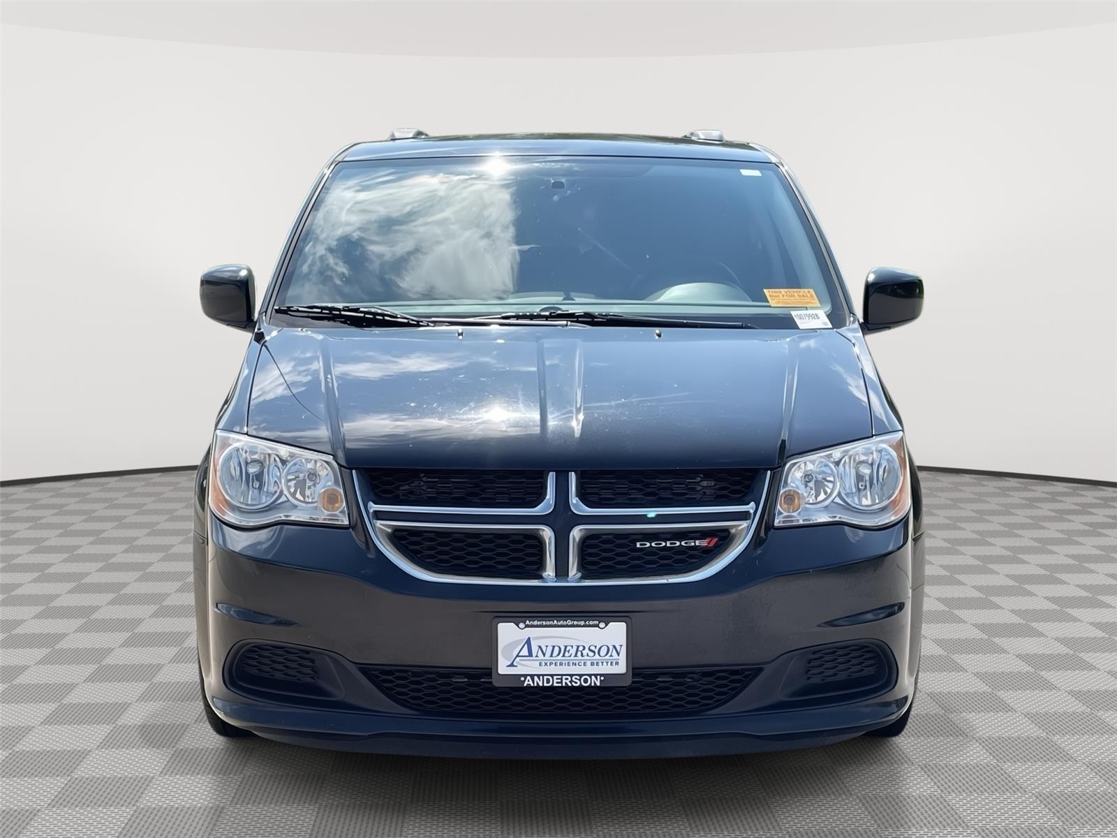 Vehicle photo 4