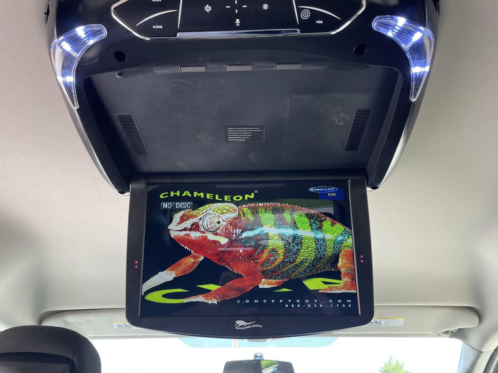 Vehicle photo 20