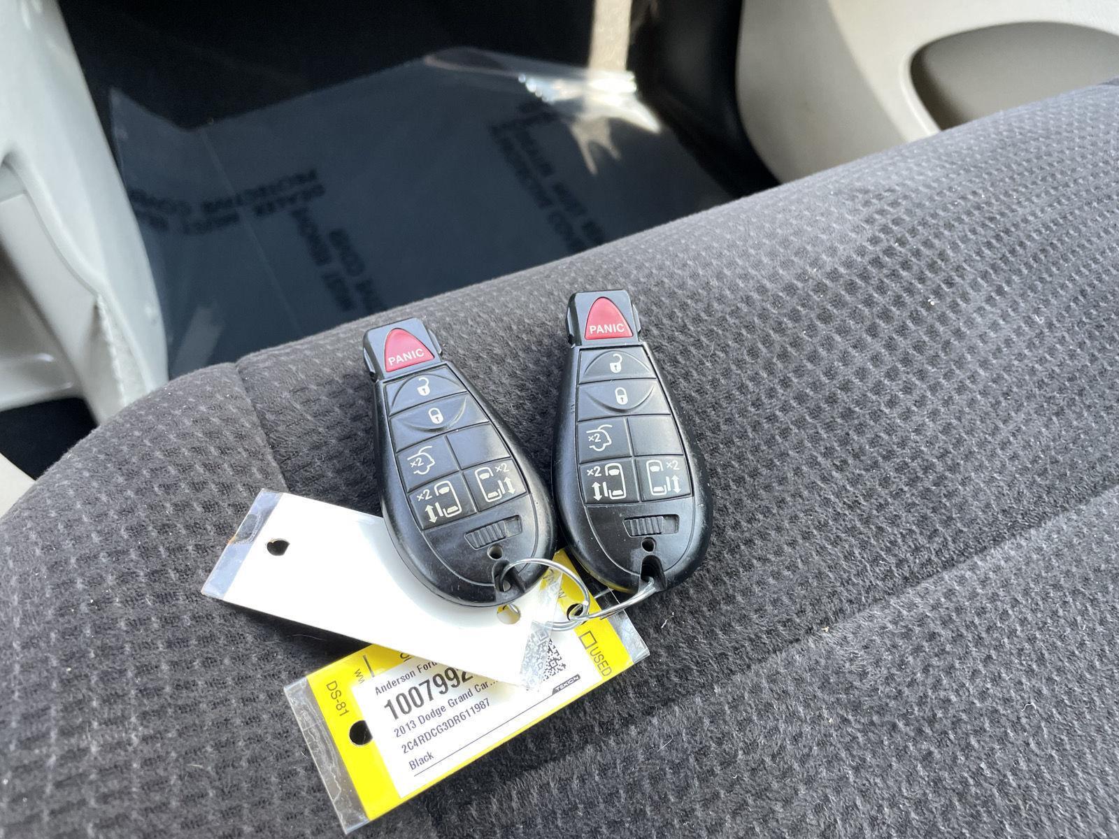 Vehicle photo 35