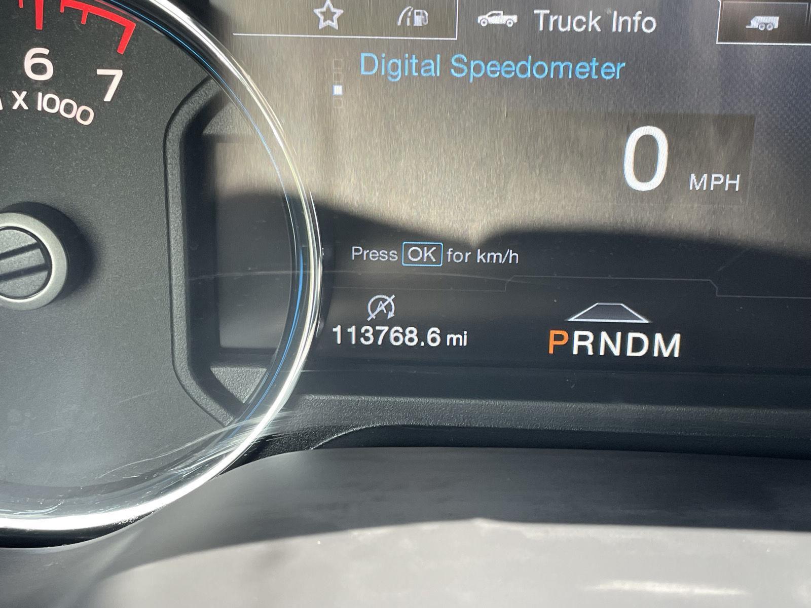 Vehicle photo 3