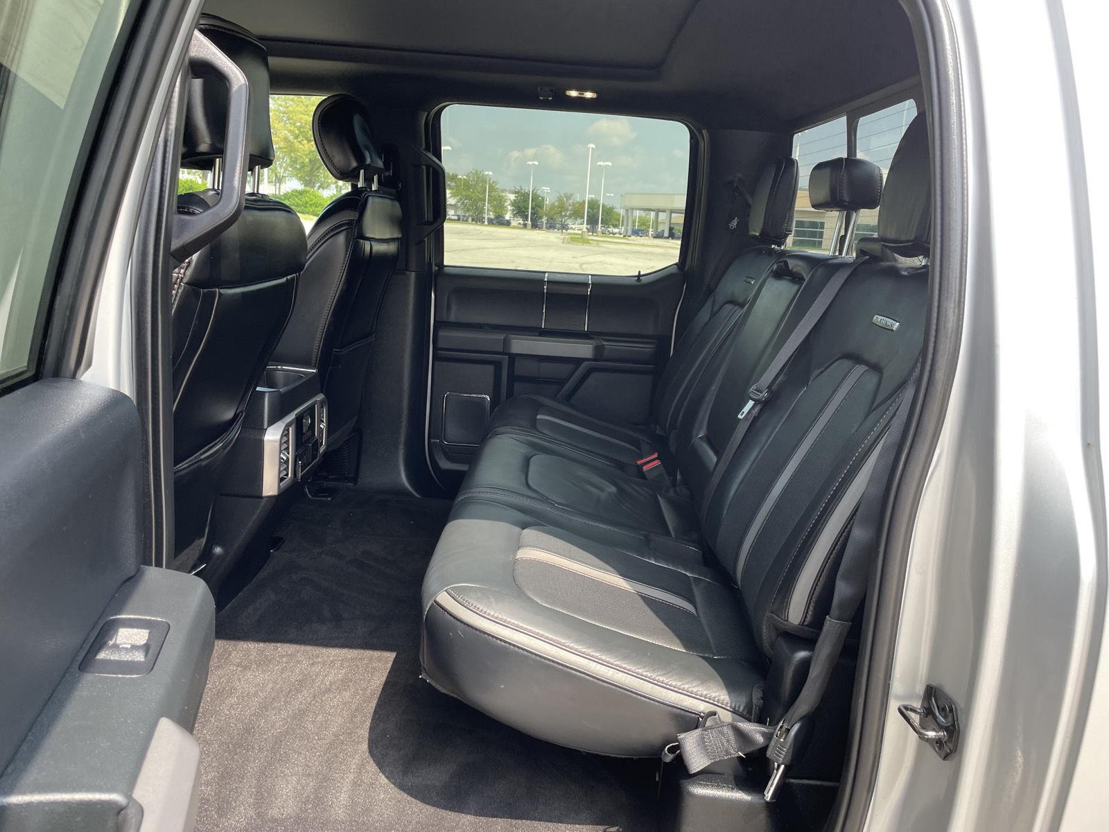 Vehicle photo 20