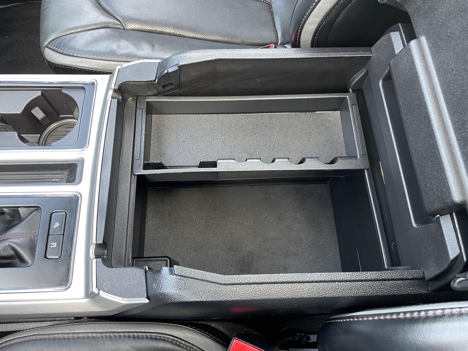 Vehicle photo 38