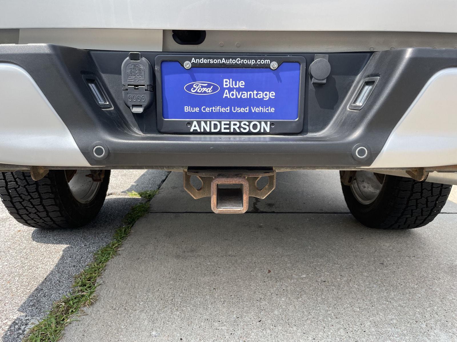 Vehicle photo 43