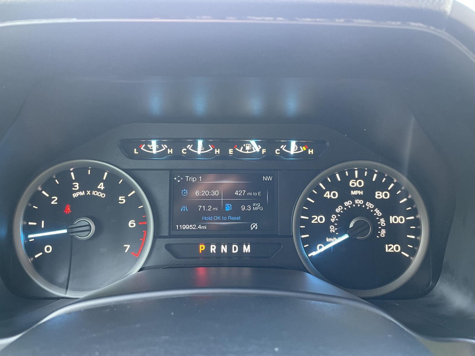 Vehicle photo 15