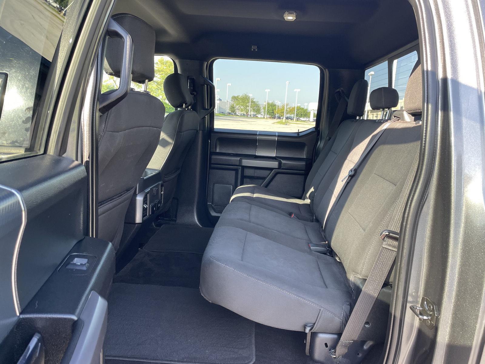 Vehicle photo 20