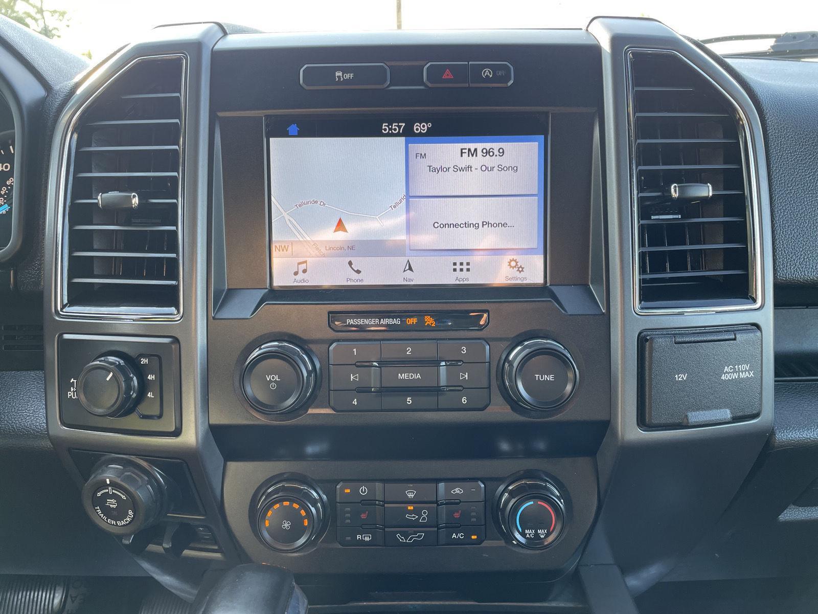 Vehicle photo 22