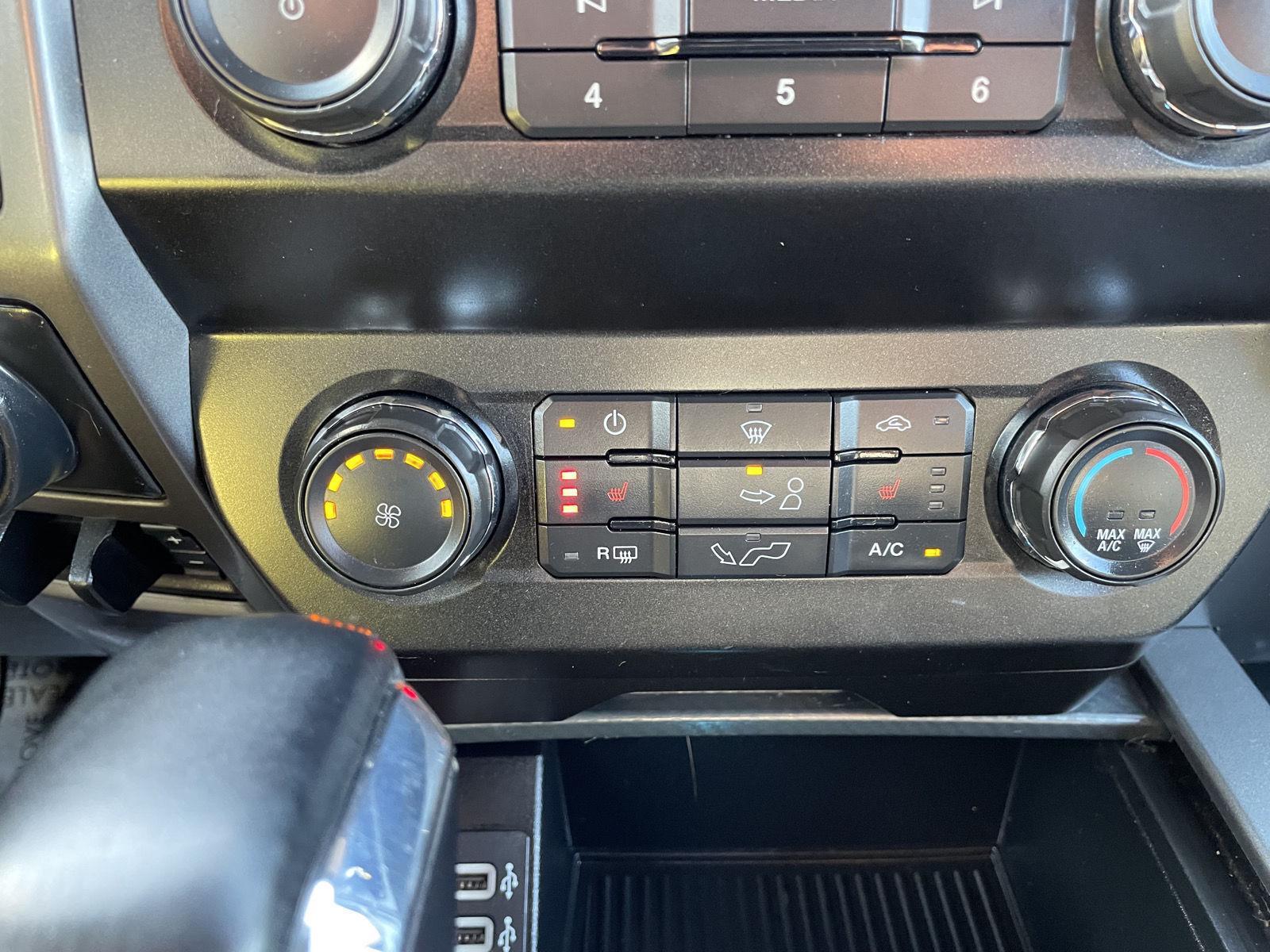 Vehicle photo 27