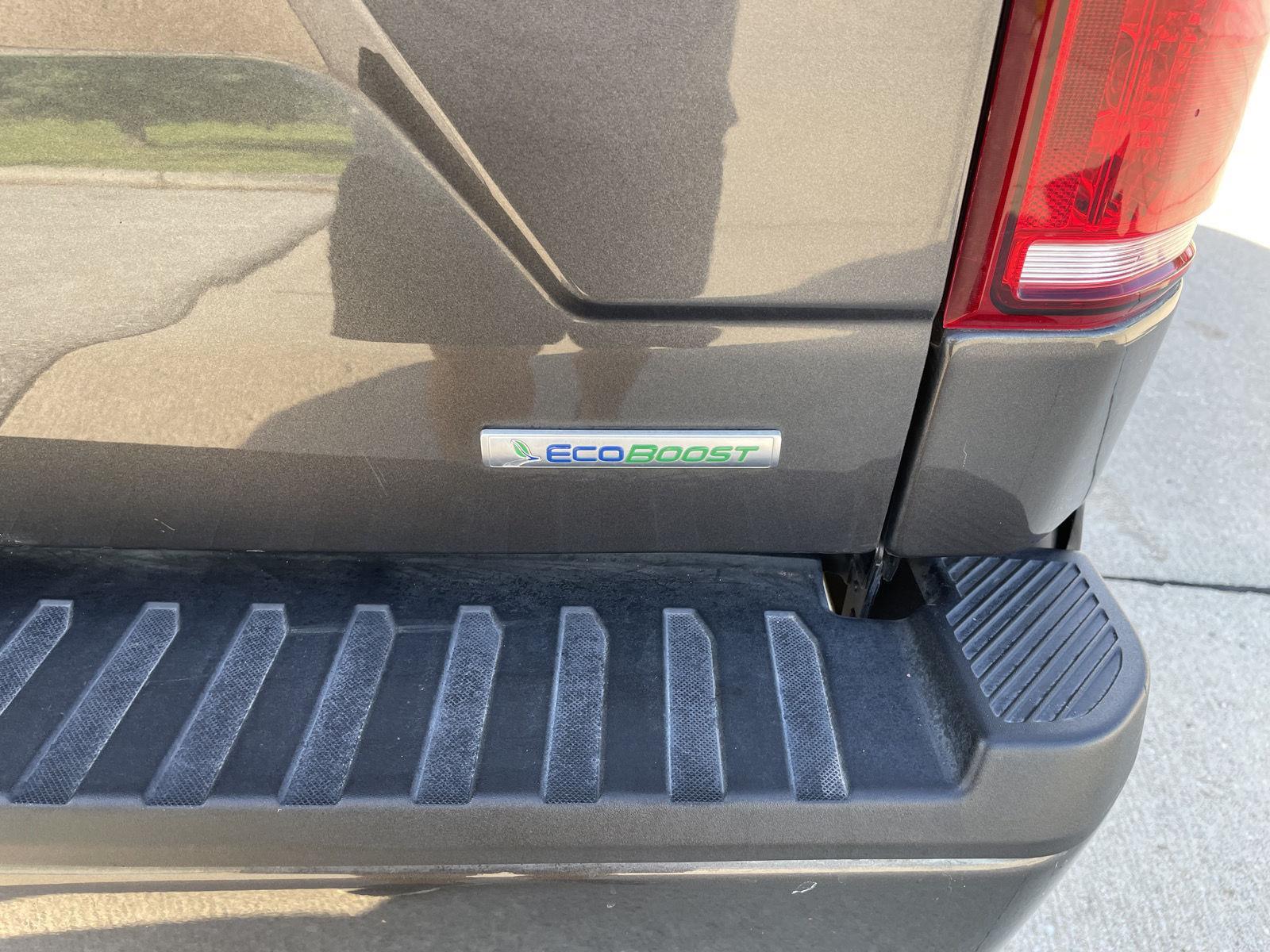 Vehicle photo 41