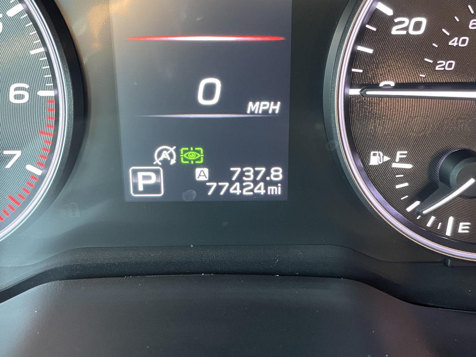 Vehicle photo 3