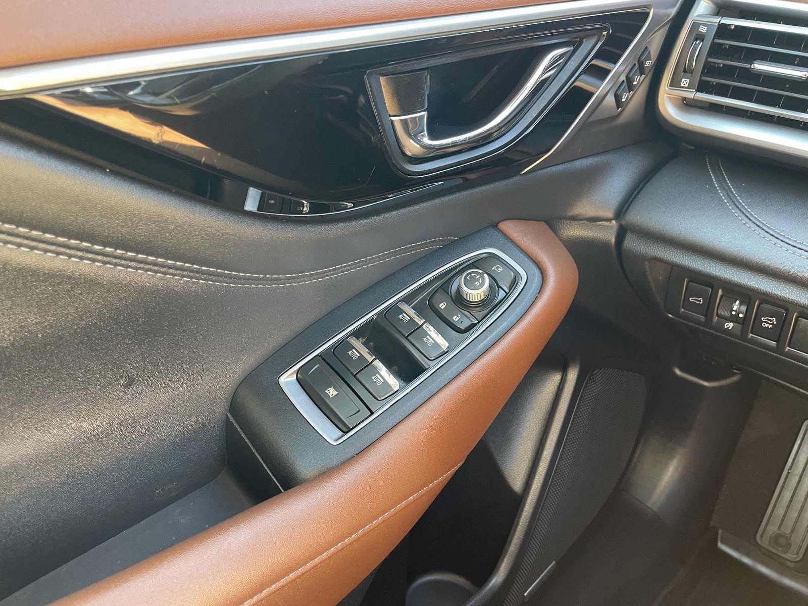 Vehicle photo 31